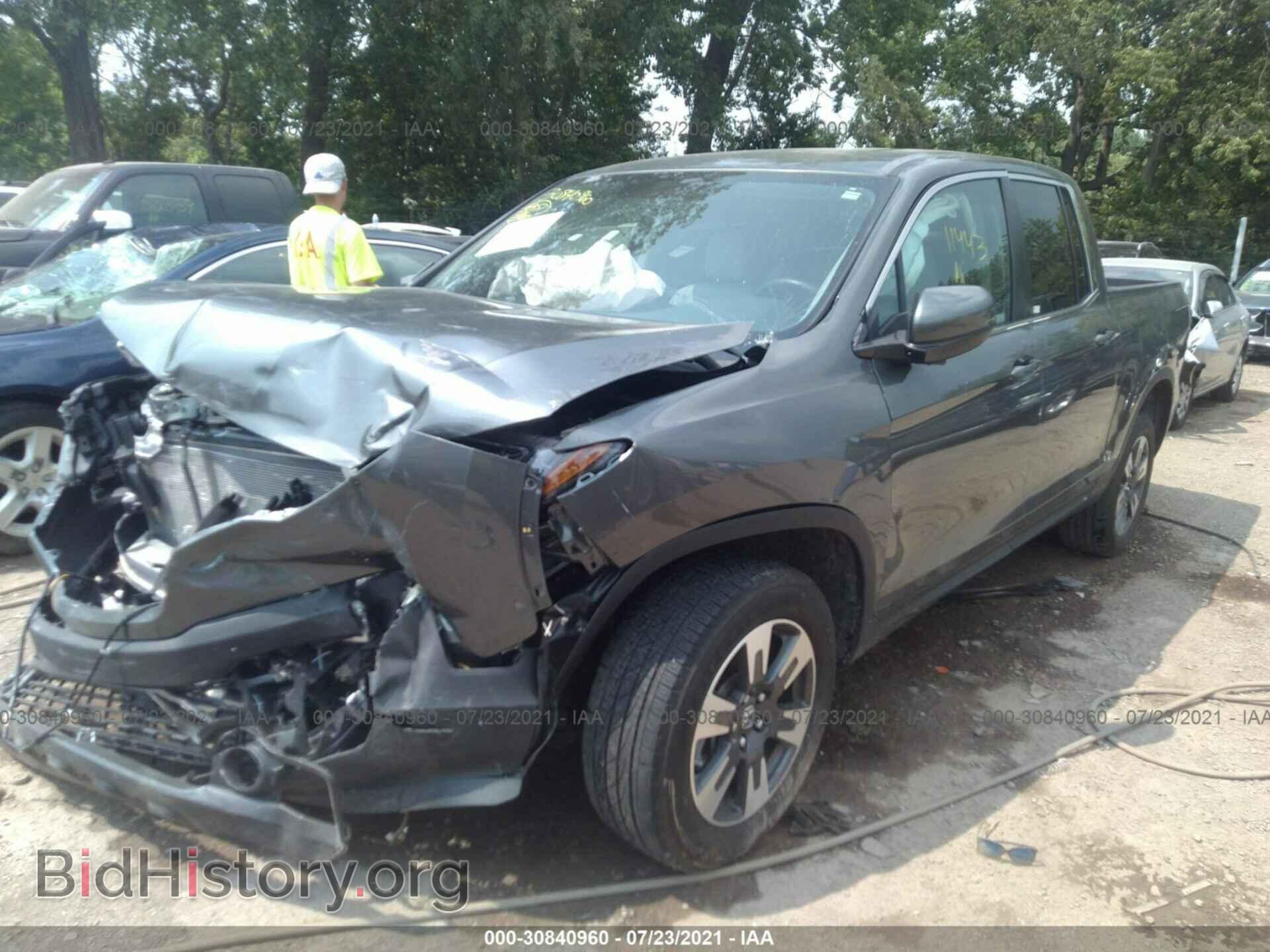 2019 HONDA RIDGELINE - VIN: 5FPYK3F69KB013500 - Фото 2