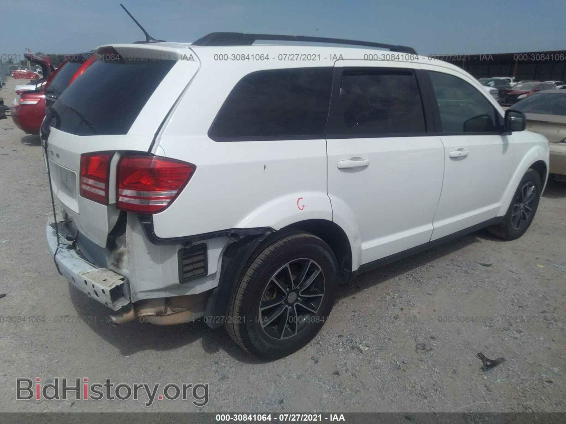 2017 DODGE JOURNEY - VIN: 3C4PDCABXHT573569 - Фото 4