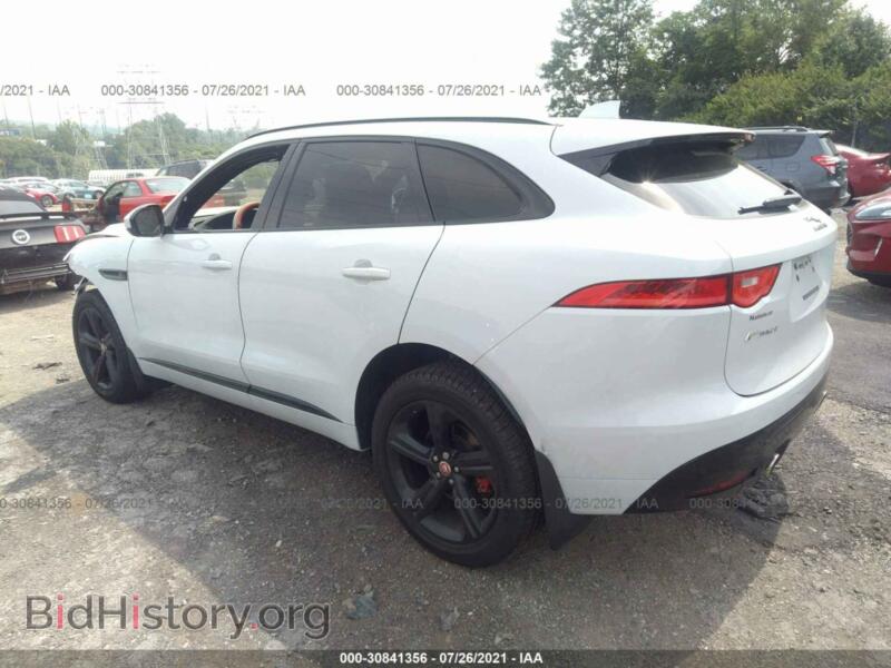 2017 Jaguar F-PACE (VIN SADCM2BVXHA062005) — фото 3 из 11