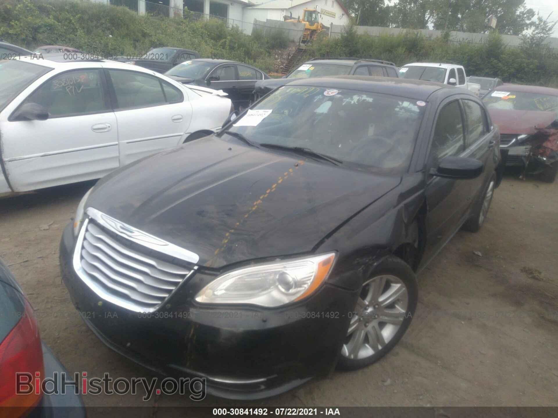 2012 CHRYSLER 200 - VIN: 1C3CCBBG5CN225956 - Фото 2