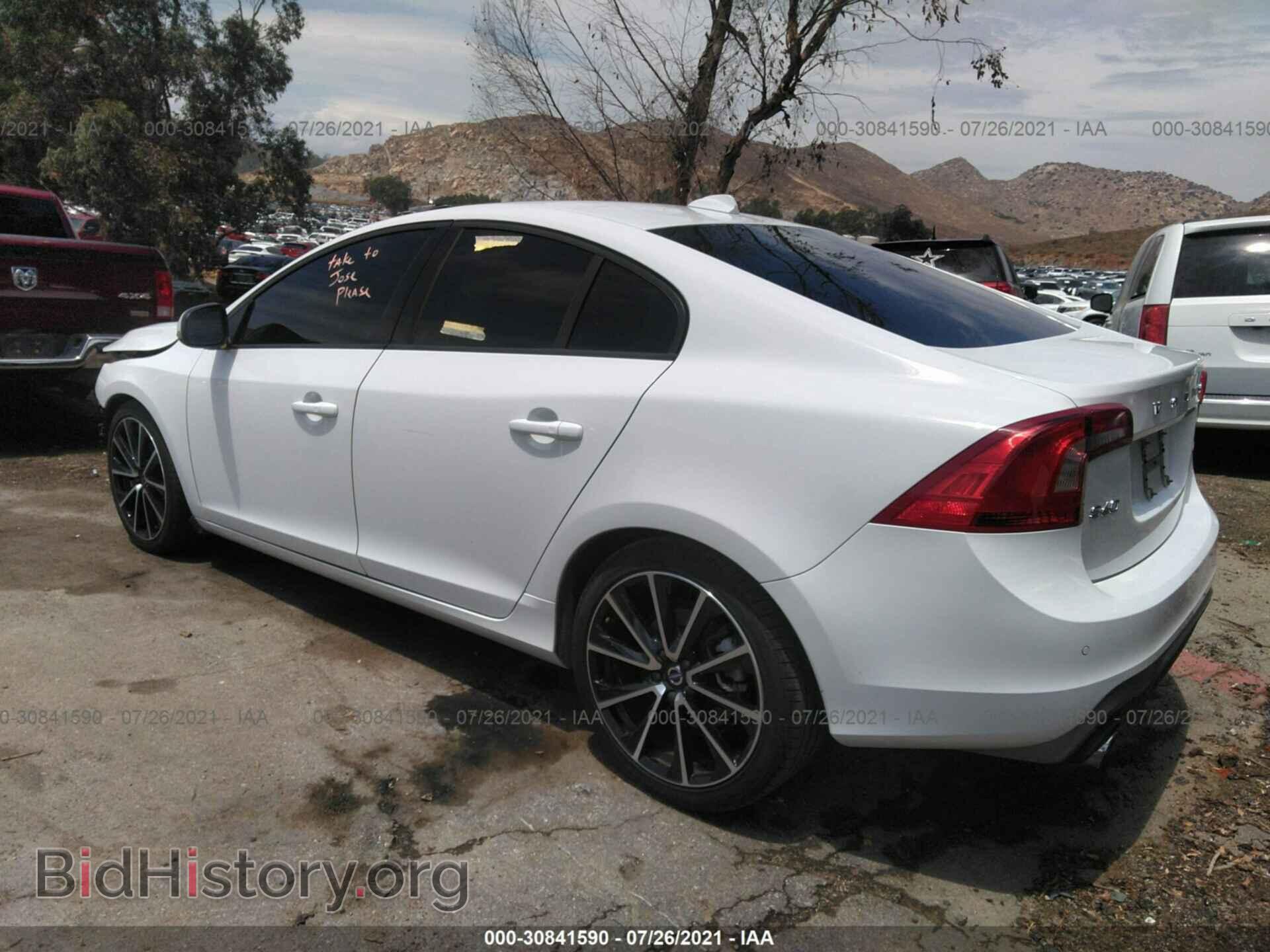 2017 VOLVO S60 - VIN: YV126MFL3H2425285 - Photo 3