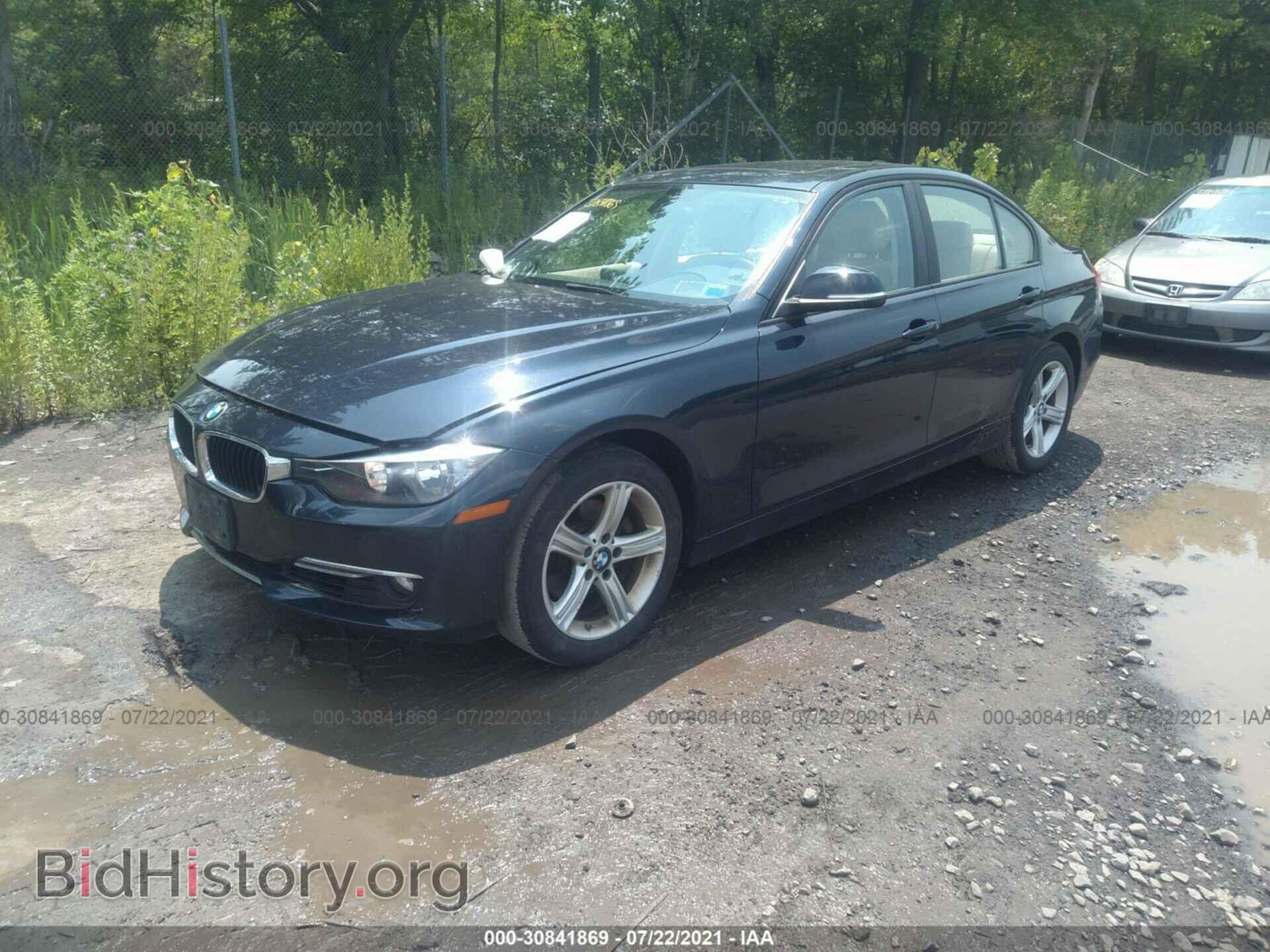 2013 BMW 3 SERIES - VIN: WBA3B3C56DF535821 - Фото 2