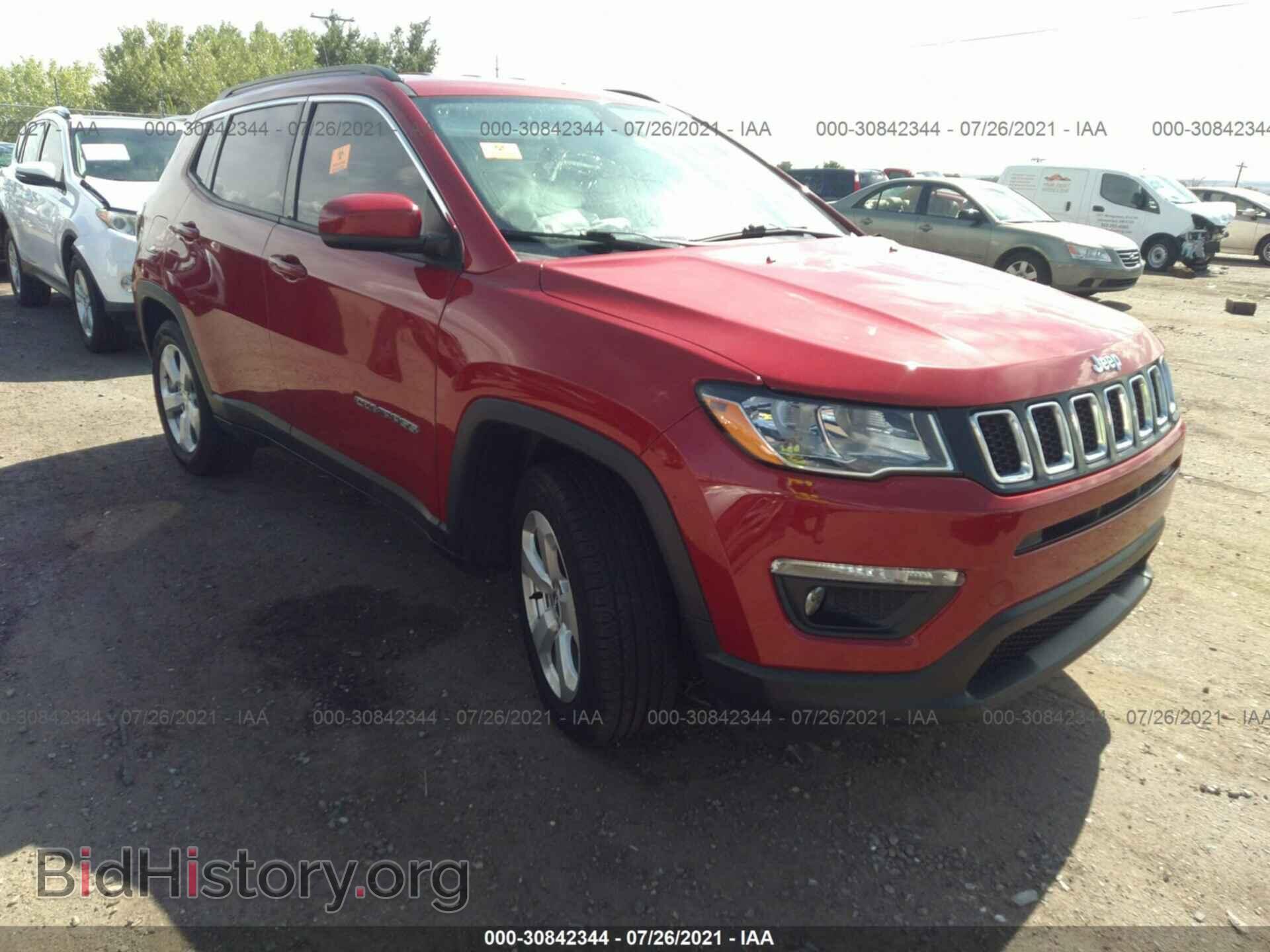 Photo 3C4NJCBB9JT408598 - JEEP COMPASS 2018
