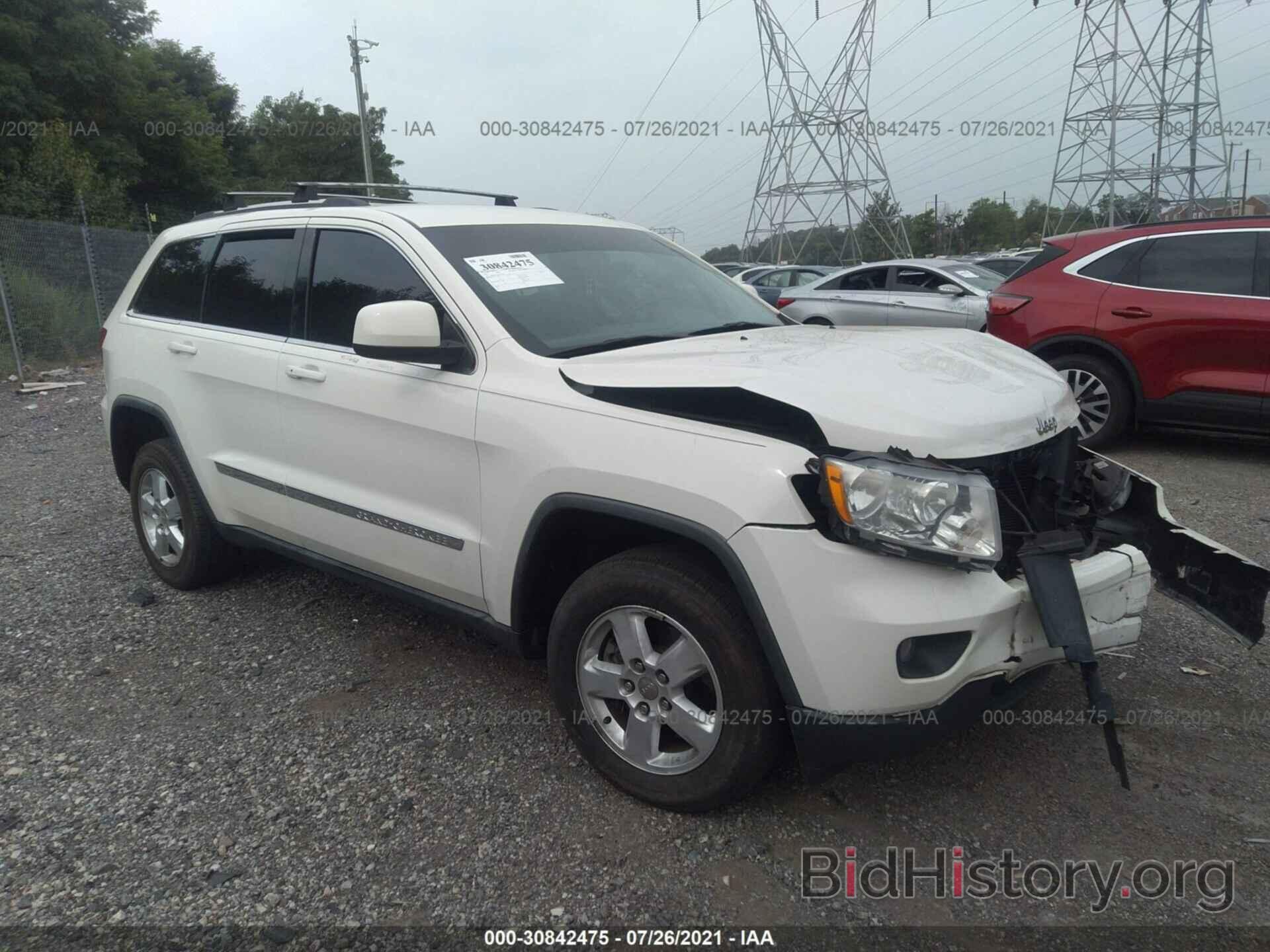 Photo 1J4RR4GG5BC514946 - JEEP GRAND CHEROKEE 2011