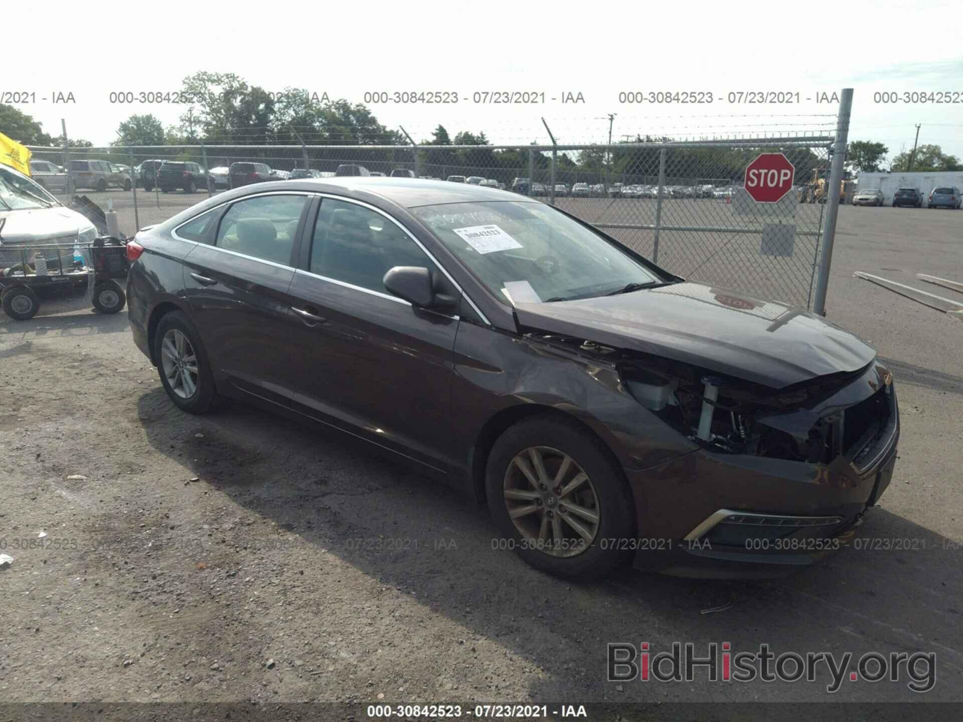 Photo 5NPE24AF6FH189002 - HYUNDAI SONATA 2015