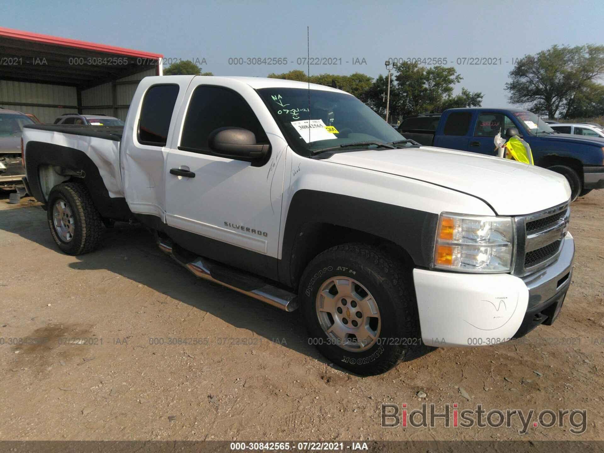 Photo 1GCRKREA4BZ356585 - CHEVROLET SILVERADO 1500 2011