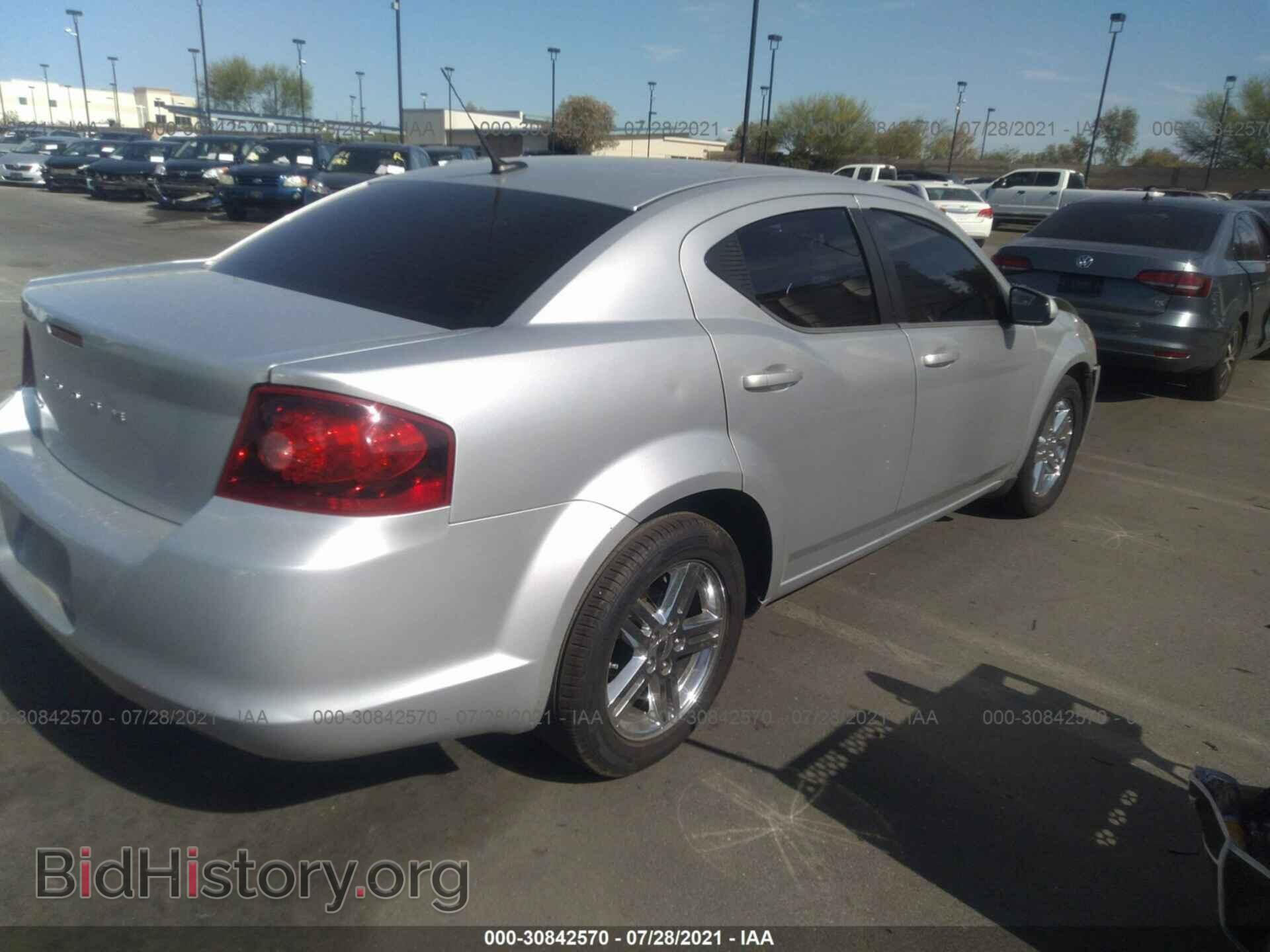 2011 DODGE AVENGER - VIN: 1B3BD1FB2BN534751 - Photo 4