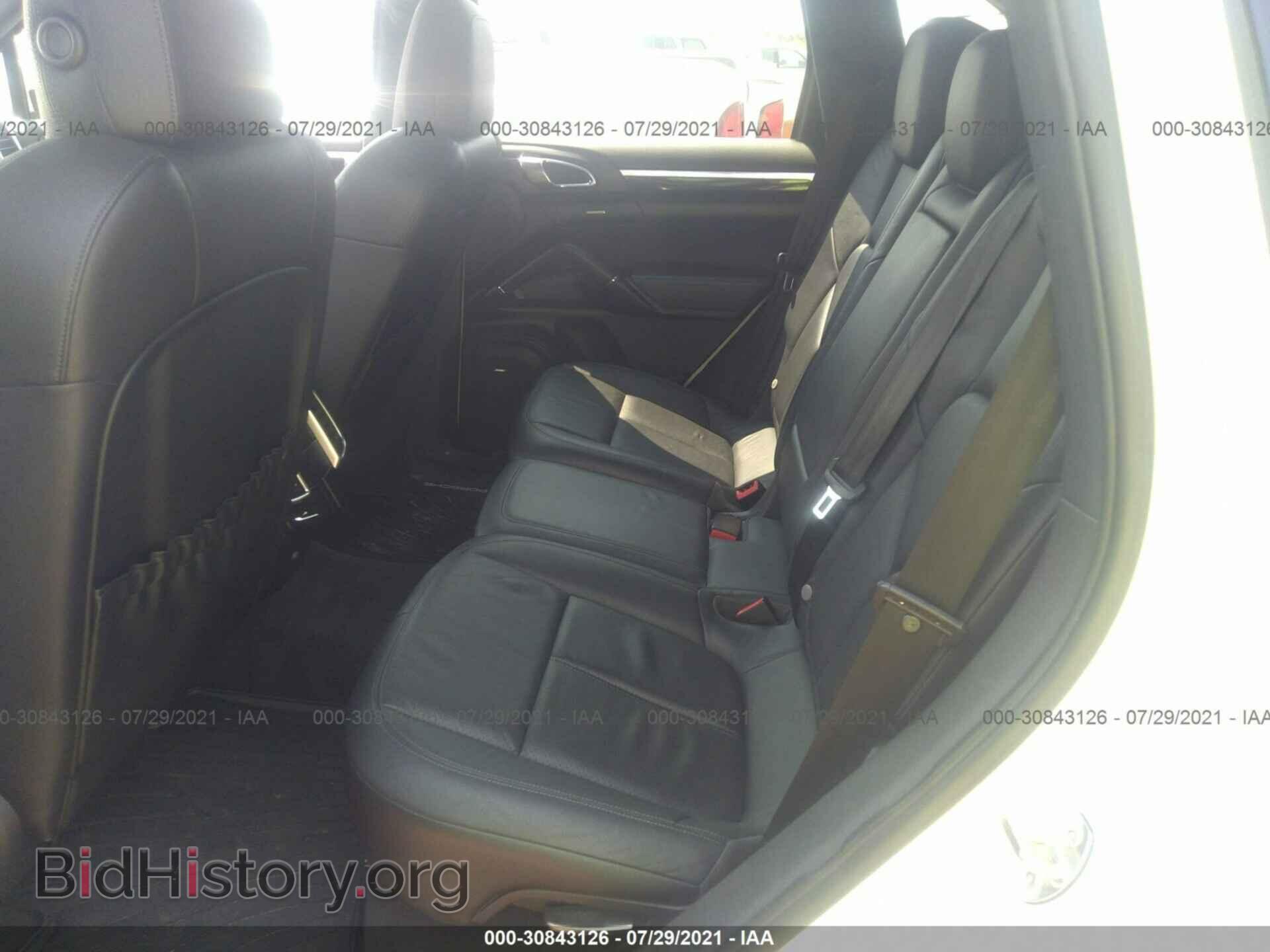 2011 PORSCHE CAYENNE - VIN: WP1AB2A22BLA43524 - Фото 8