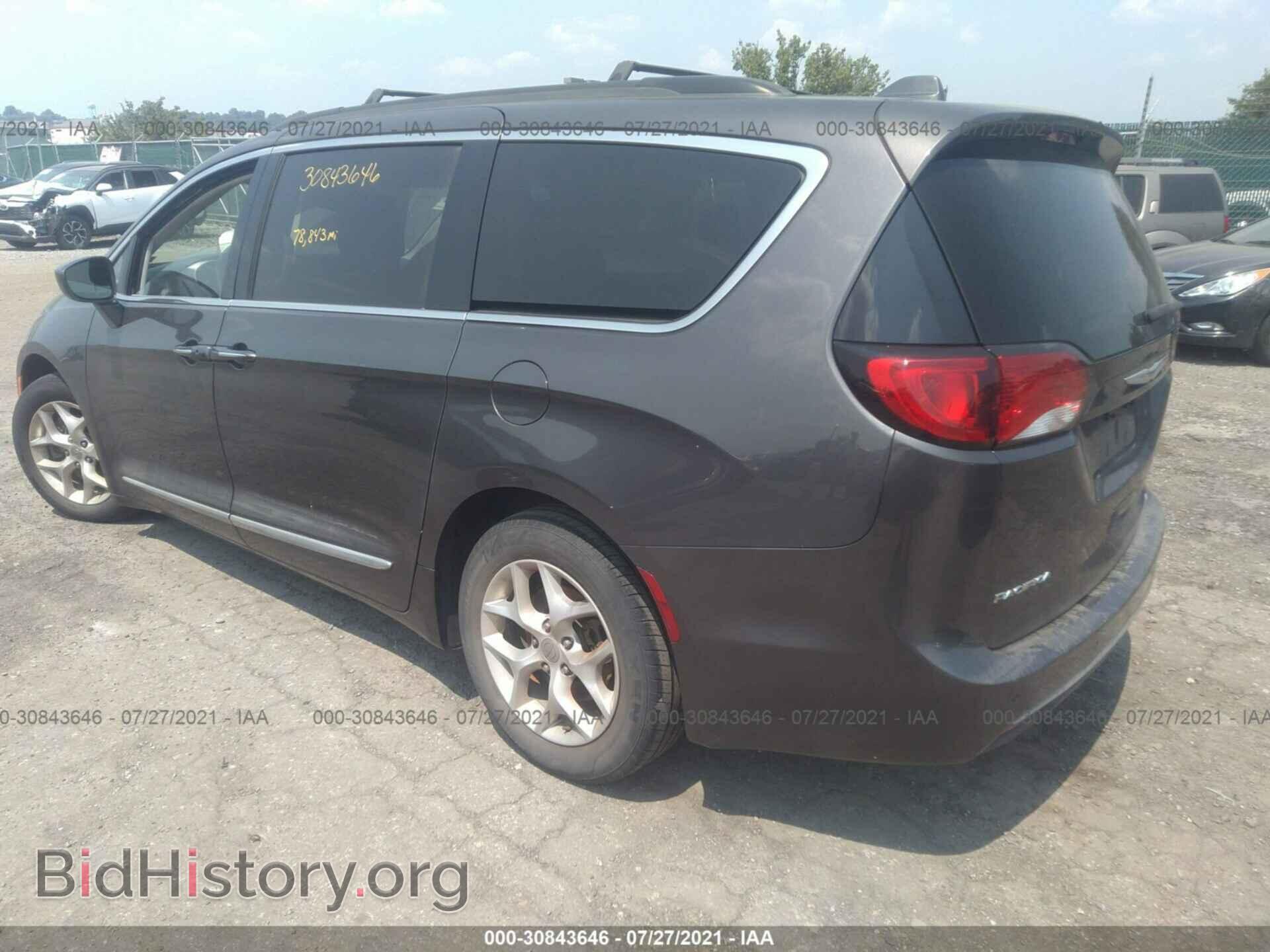 2017 CHRYSLER PACIFICA - VIN: 2C4RC1BG9HR667925 - Фото 3