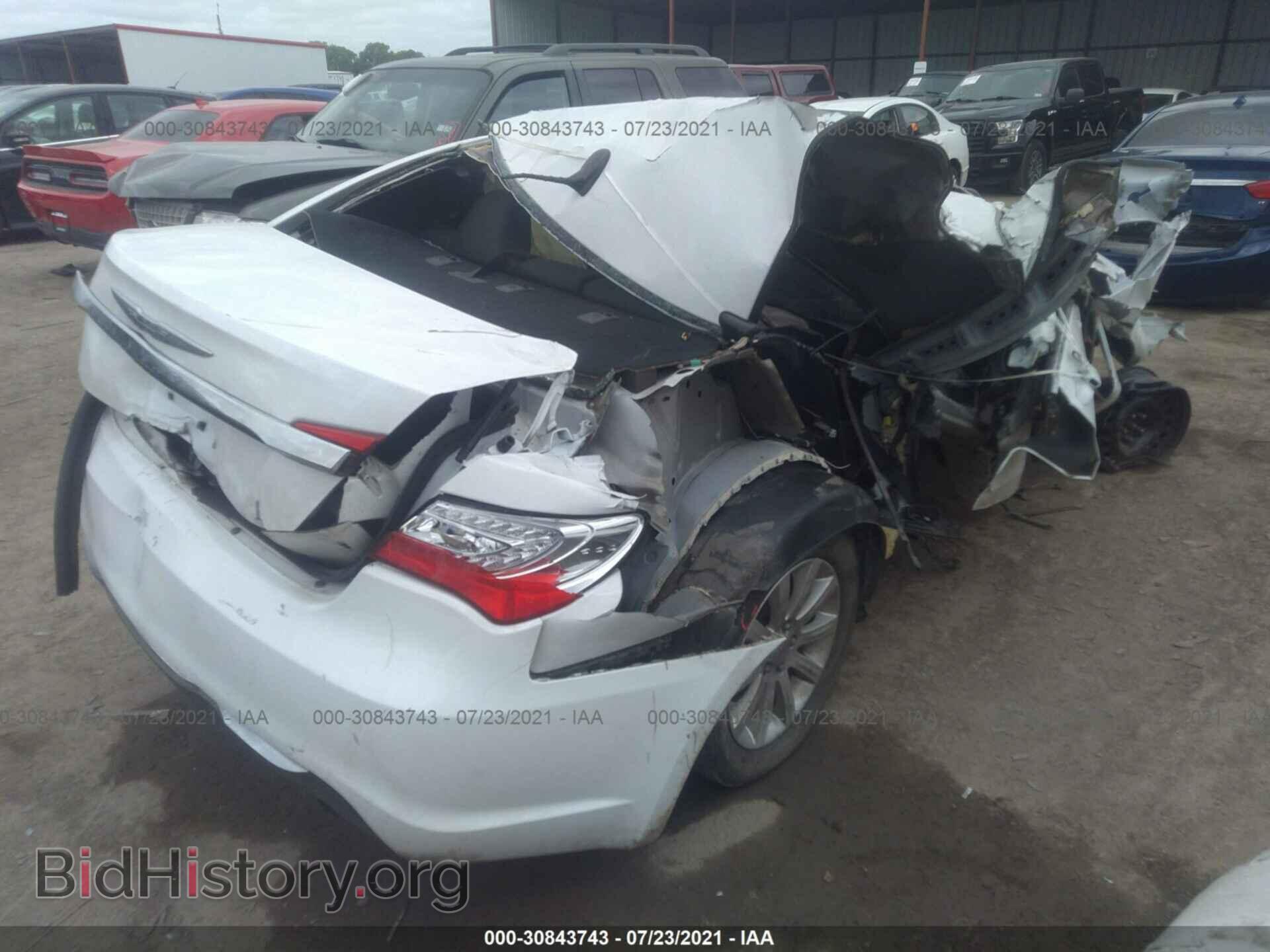 2012 CHRYSLER 200 - VIN: 1C3CCBBB5CN126946 - Фото 4