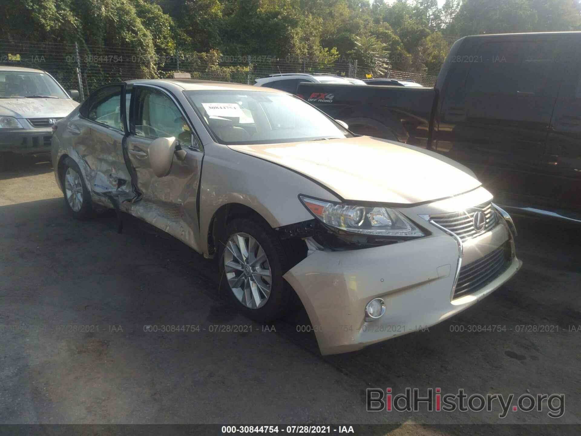 Photo JTHBW1GGXE2067487 - LEXUS ES 300H 2014