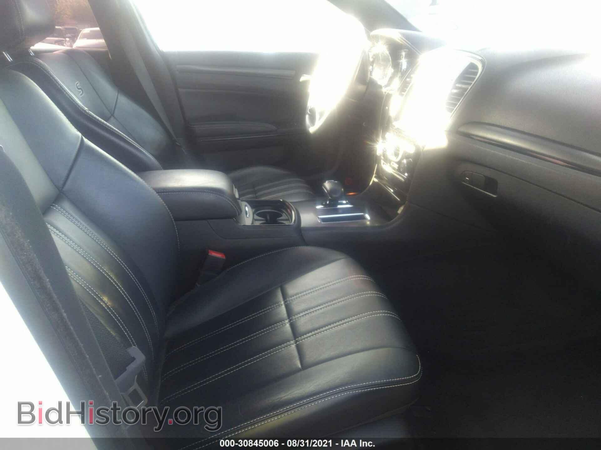 2014 CHRYSLER 300 - VIN: 2C3CCAGG5EH358280 - Фото 5