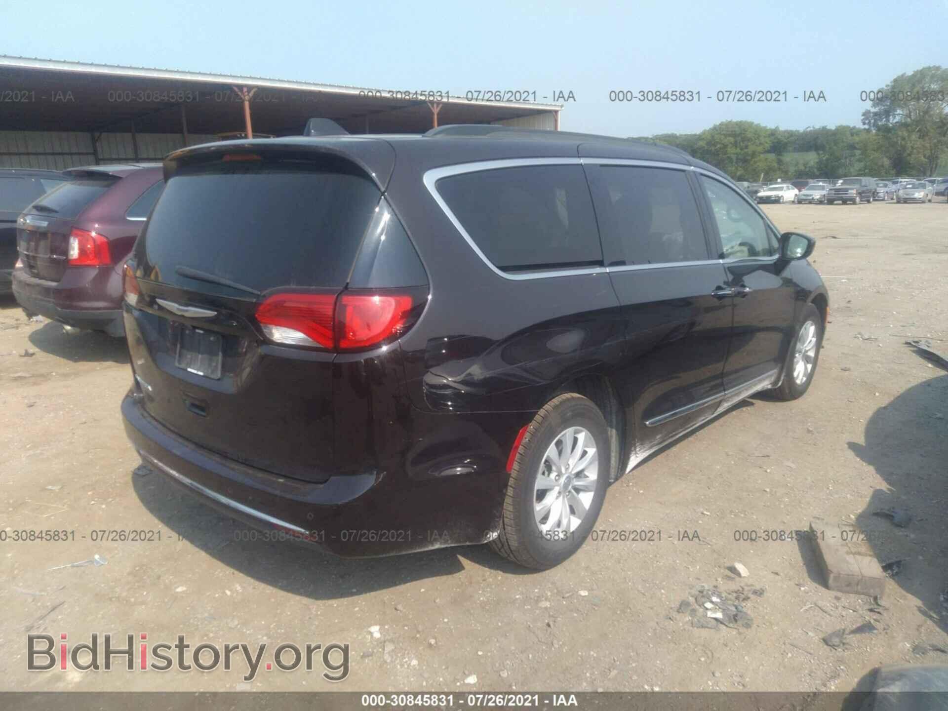 2017 CHRYSLER PACIFICA - VIN: 2C4RC1BG6HR621484 - Photo 4
