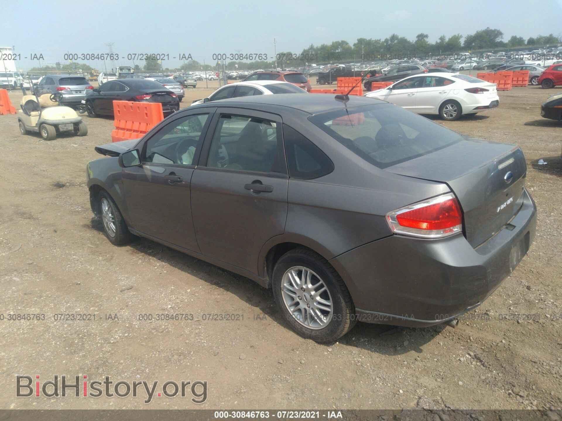 2009 FORD FOCUS - VIN: 1FAHP35NX9W238006 - Фото 3
