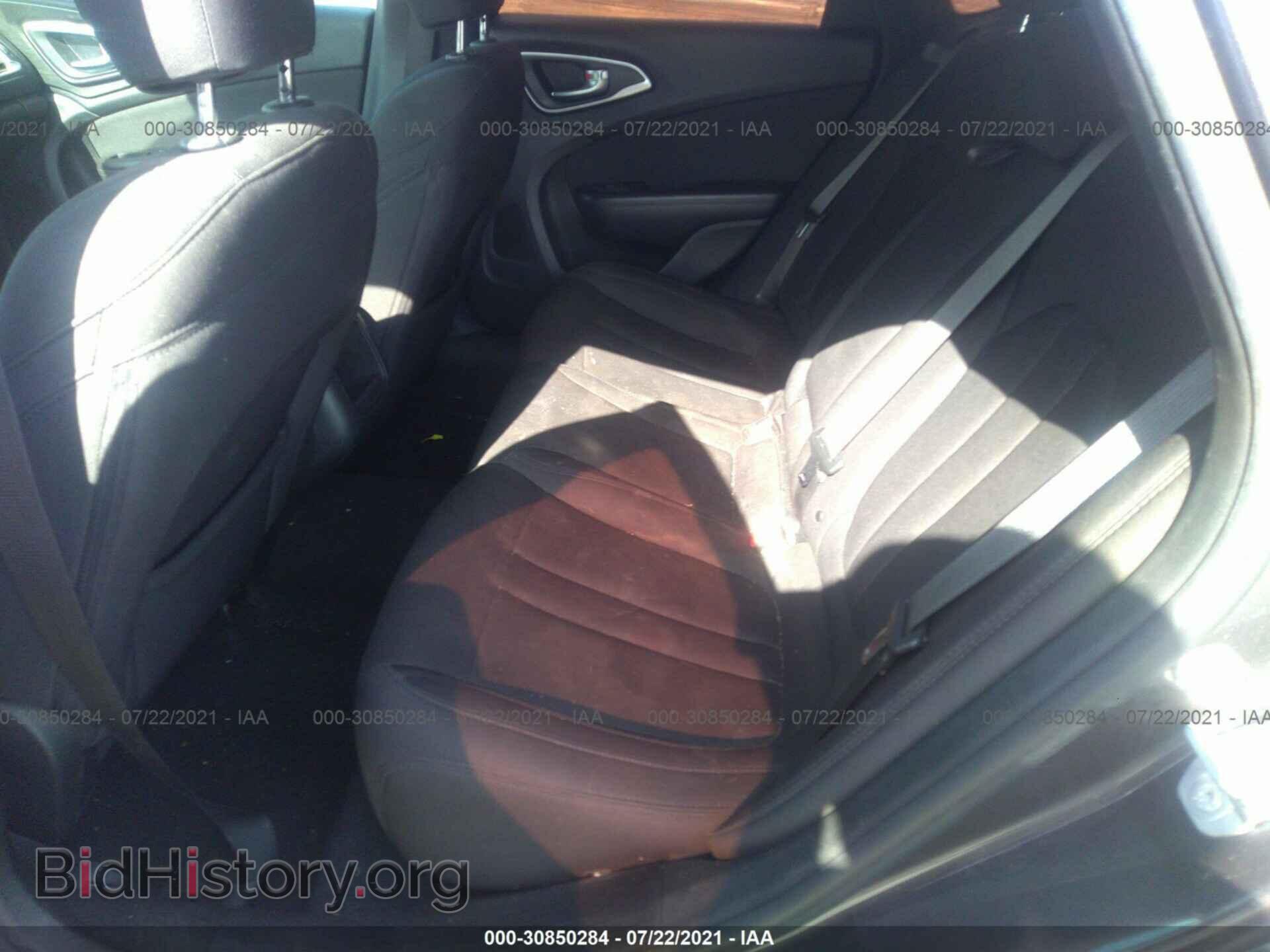 2015 CHRYSLER 200 - VIN: 1C3CCCAB8FN621444 - Фото 8