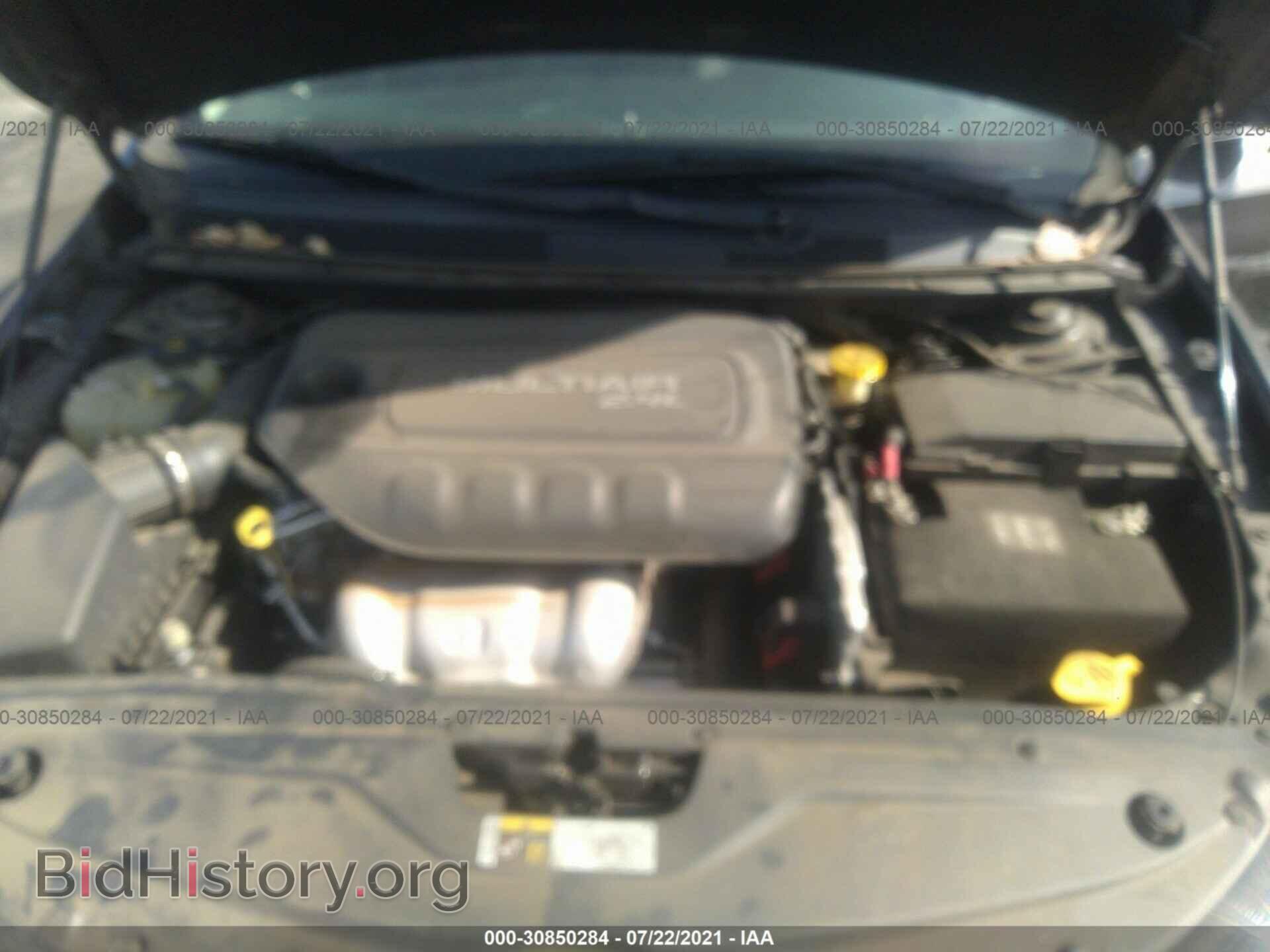 2015 CHRYSLER 200 - VIN: 1C3CCCAB8FN621444 - Фото 10