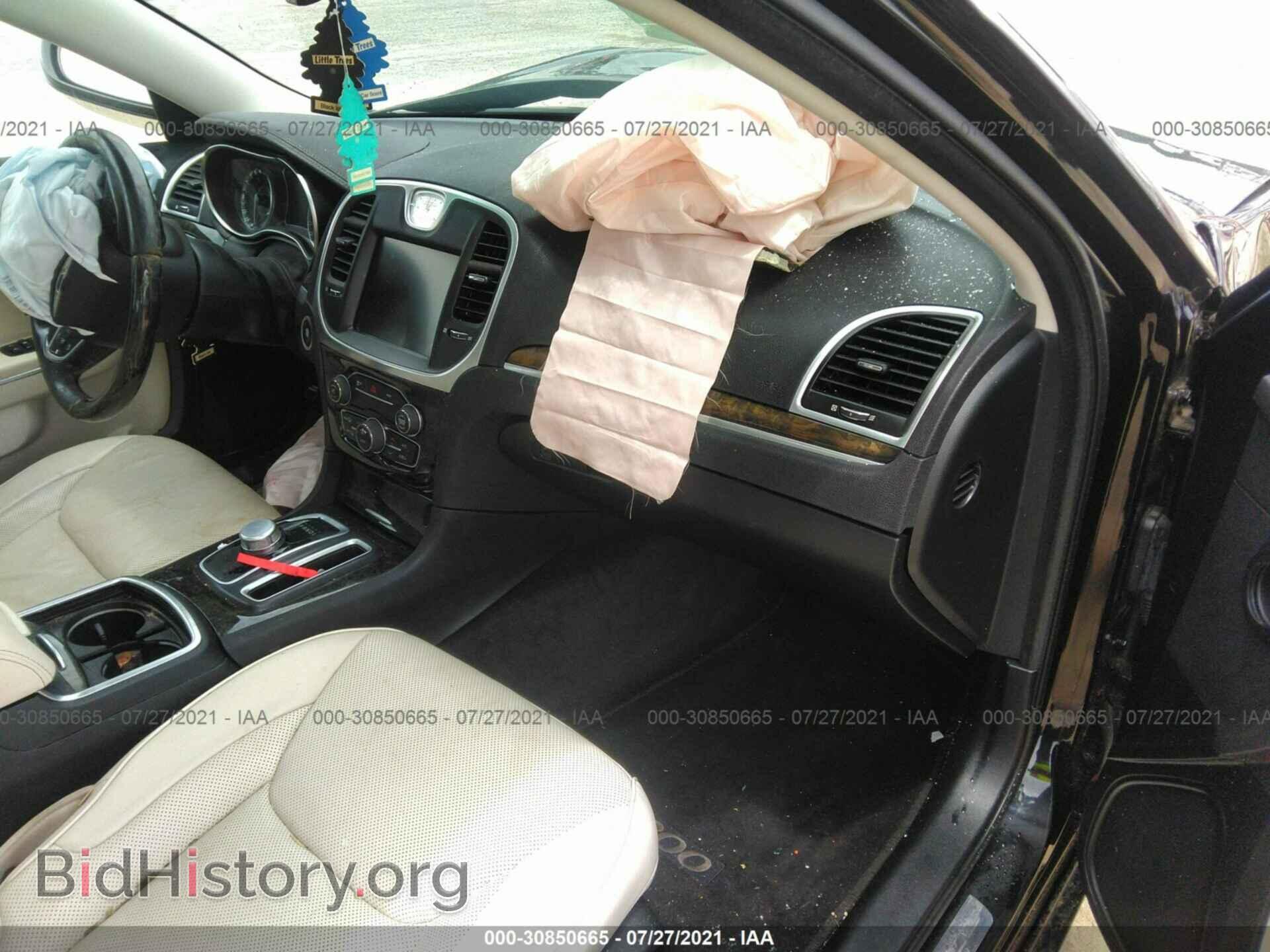 2016 CHRYSLER 300 - VIN: 2C3CCAEG2GH324531 - Фото 5