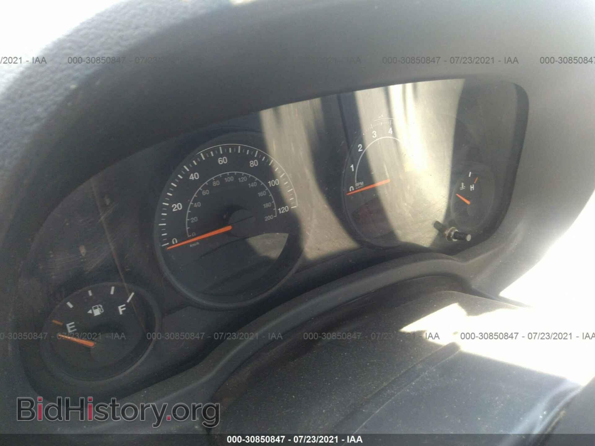 2014 JEEP COMPASS - VIN: 1C4NJDBB5ED808885 - Фото 7