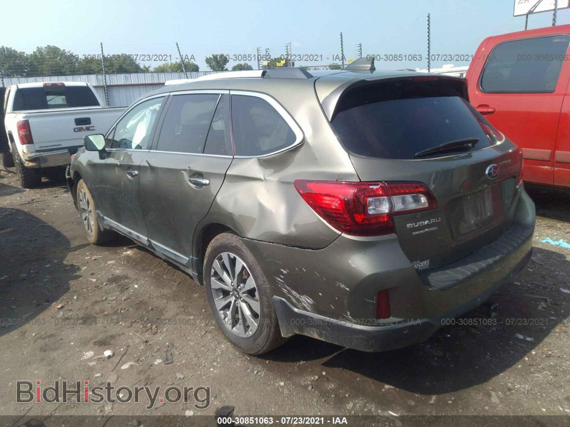 2017 SUBARU OUTBACK - VIN: 4S4BSETC7H3437263 - Фото 3