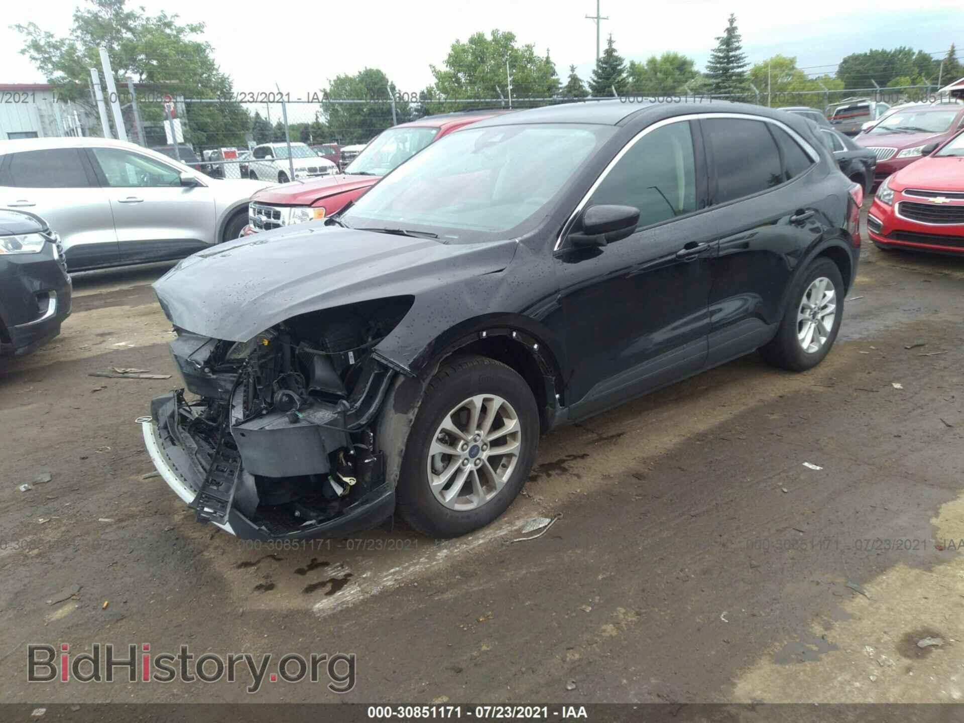 2020 FORD ESCAPE - VIN: 1FMCU9G61LUA99968 - Photo 2