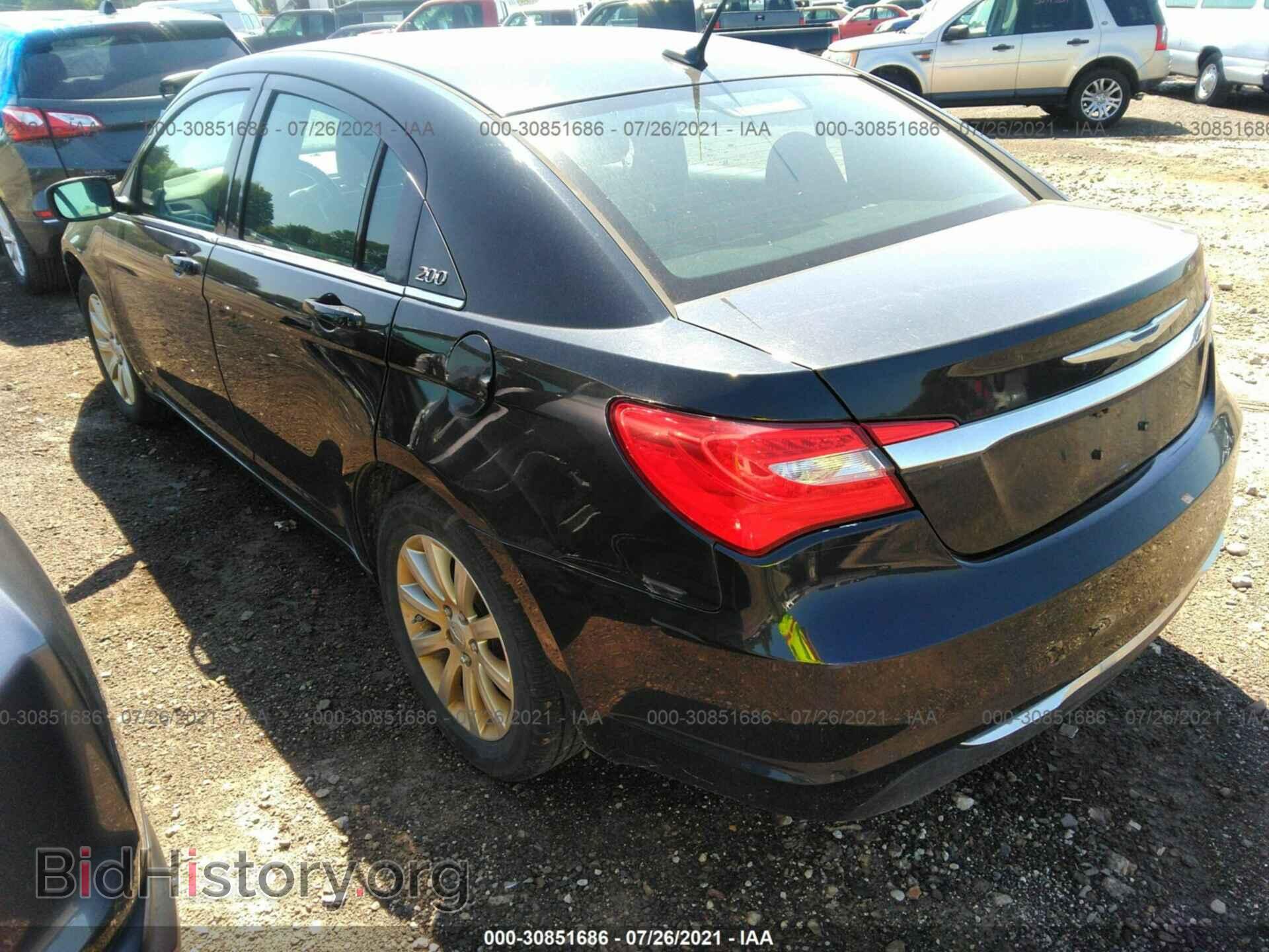 2011 CHRYSLER 200 - VIN: 1C3BC1FB1BN512083 - Photo 3