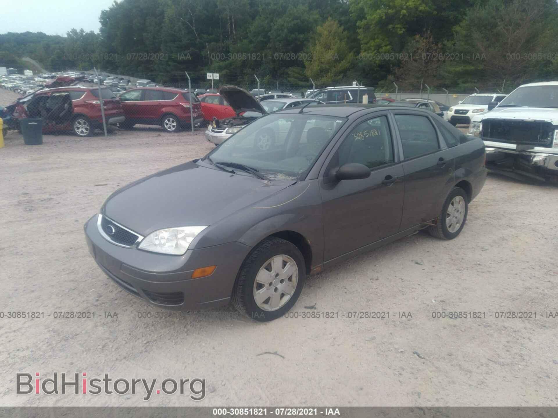 2007 FORD FOCUS - VIN: 1FAFP34N77W203090 - Фото 2