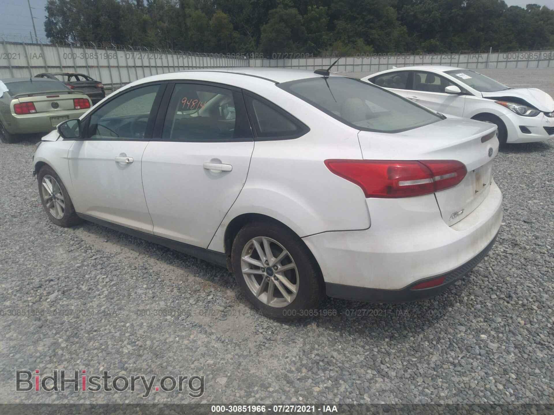 2017 FORD FOCUS - VIN: 1FADP3F20HL287055 - Фото 3