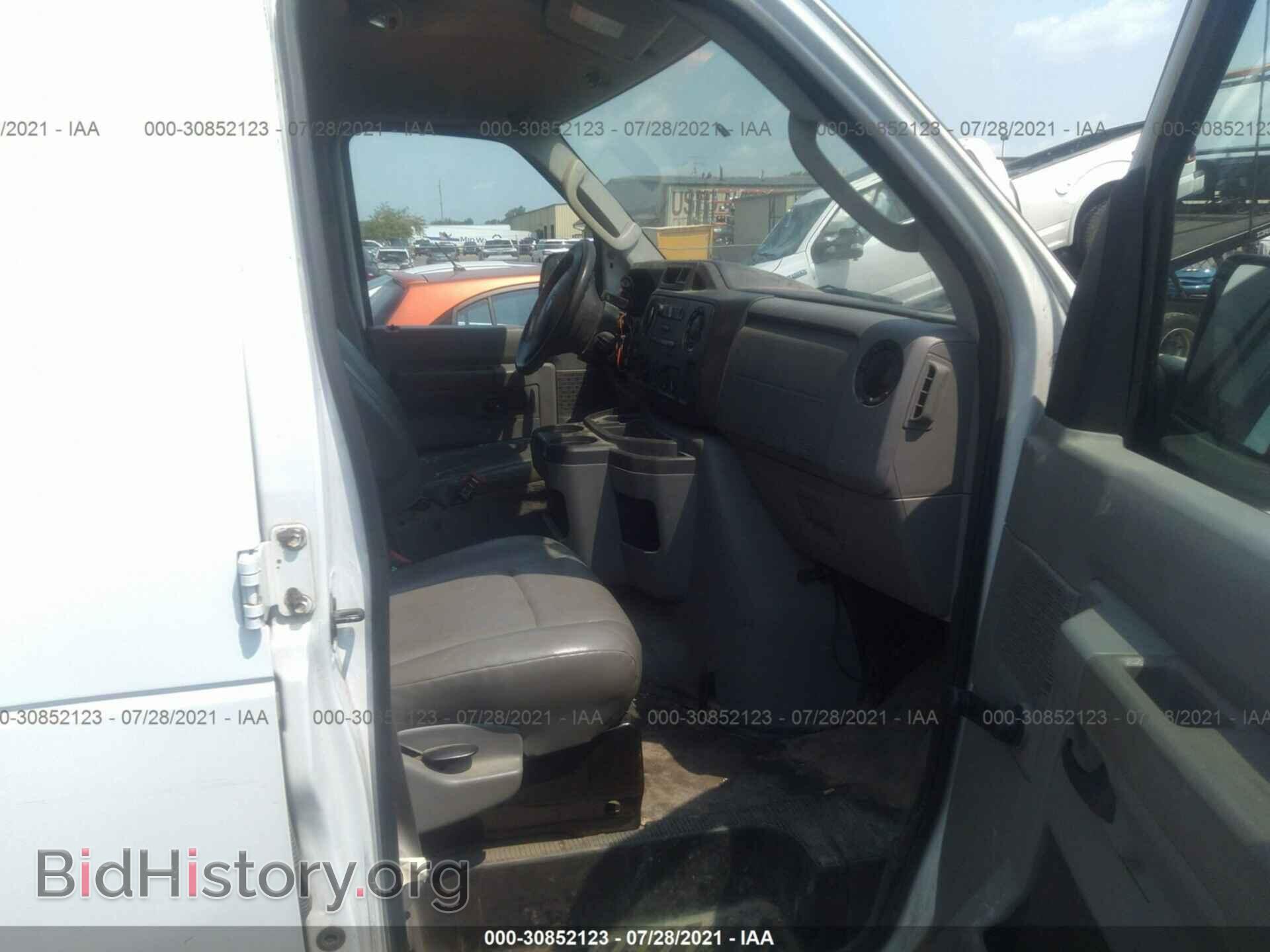 2011 FORD ECONOLINE CARGO VAN - VIN: 1FTNS2EW0BDA13982 - Фото 5