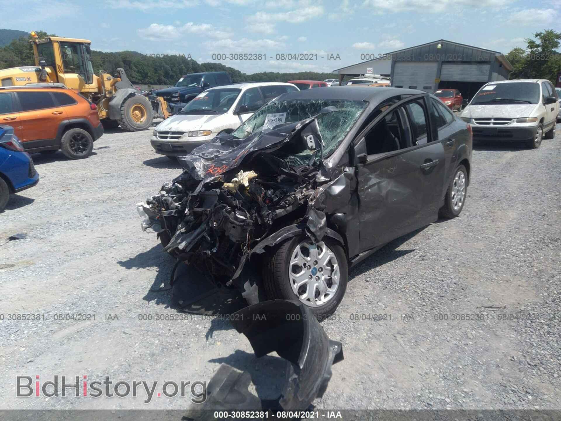 2012 FORD FOCUS - VIN: 1FAHP3F26CL233186 - Фото 2