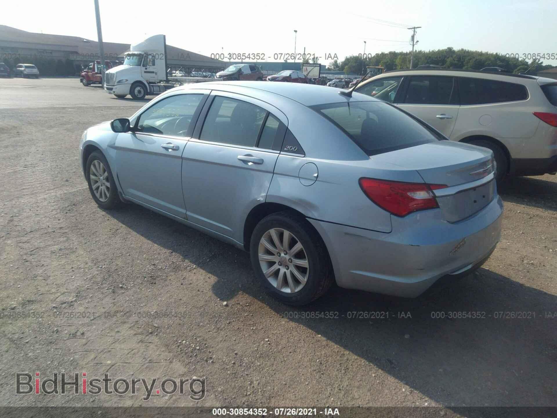 2013 CHRYSLER 200 - VIN: 1C3CCBBB7DN558245 - Photo 3