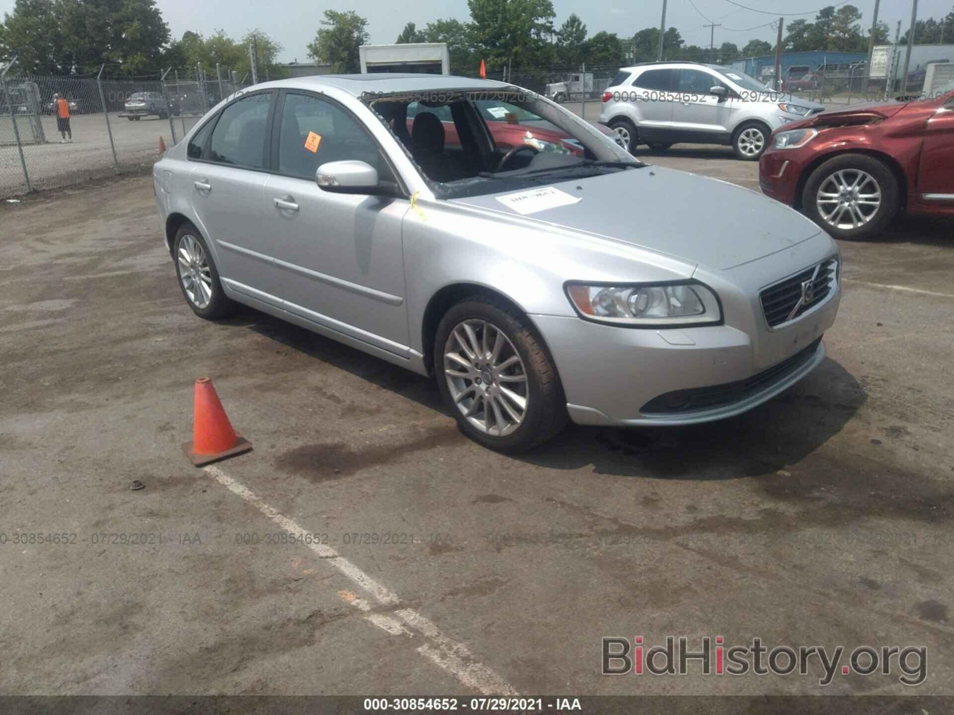 Photo YV1382MS0A2491196 - VOLVO S40 2010
