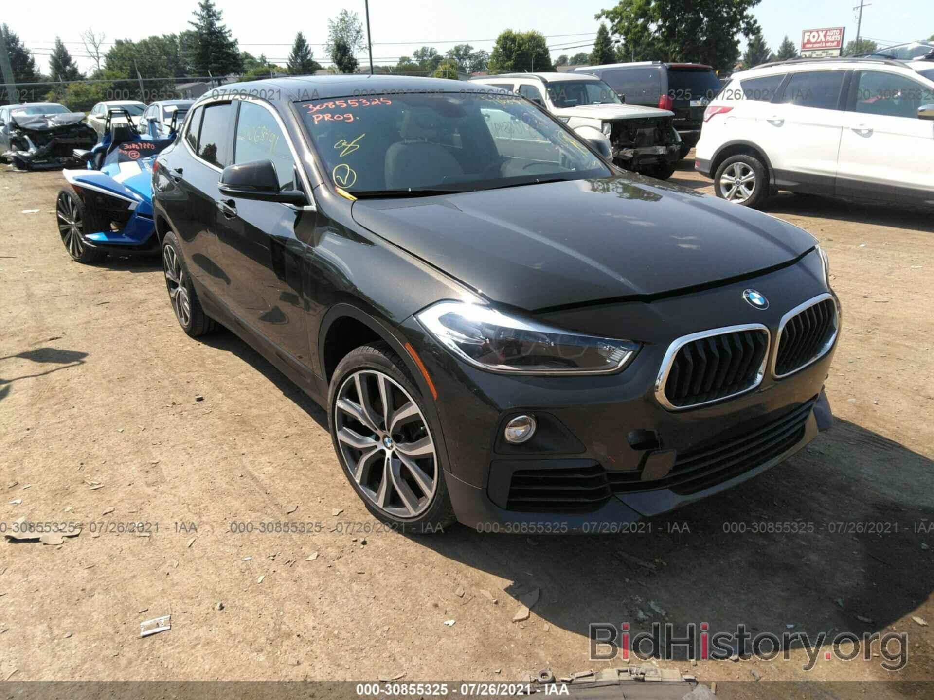 Фотография WBXYJ5C36JEF79668 - BMW X2 2018