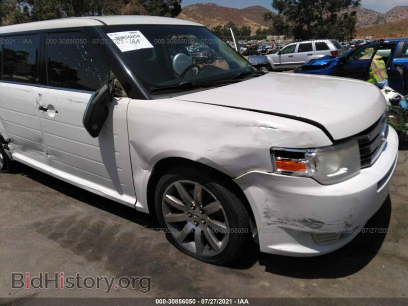 2011 Ford FLEX (VIN 2FMGK5DC5BBD25654) — фото 6 из 11