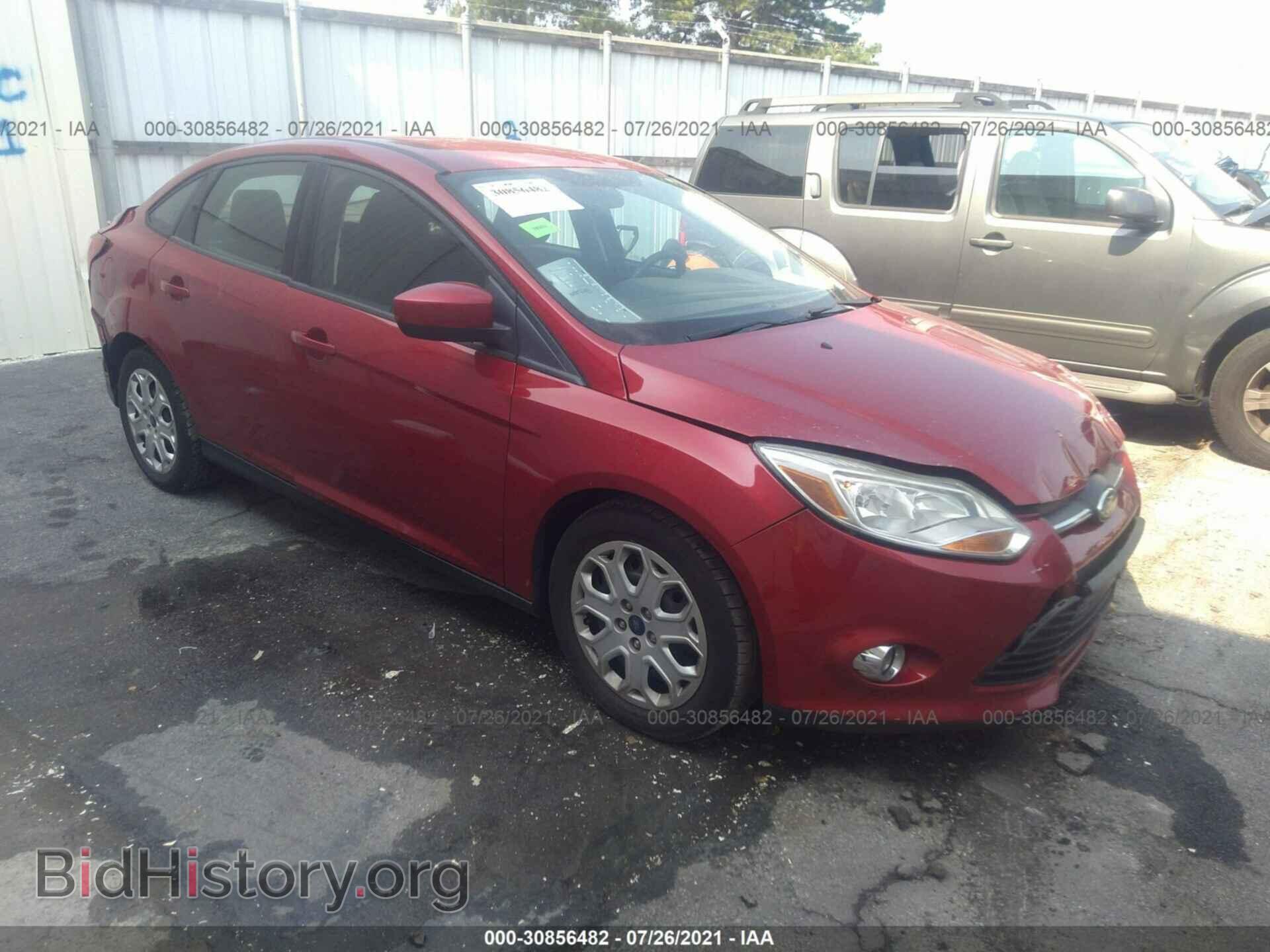 Photo 1FAHP3F29CL446567 - FORD FOCUS 2012