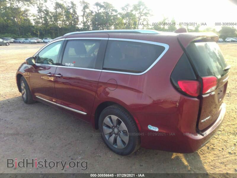 2018 Chrysler PACIFICA (VIN 2C4RC1N77JR178649) — фото 3 из 11