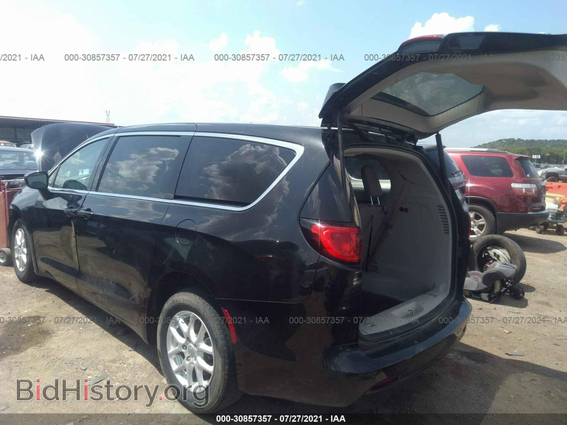 2017 CHRYSLER PACIFICA - VIN: 2C4RC1DG1HR798022 - Photo 3