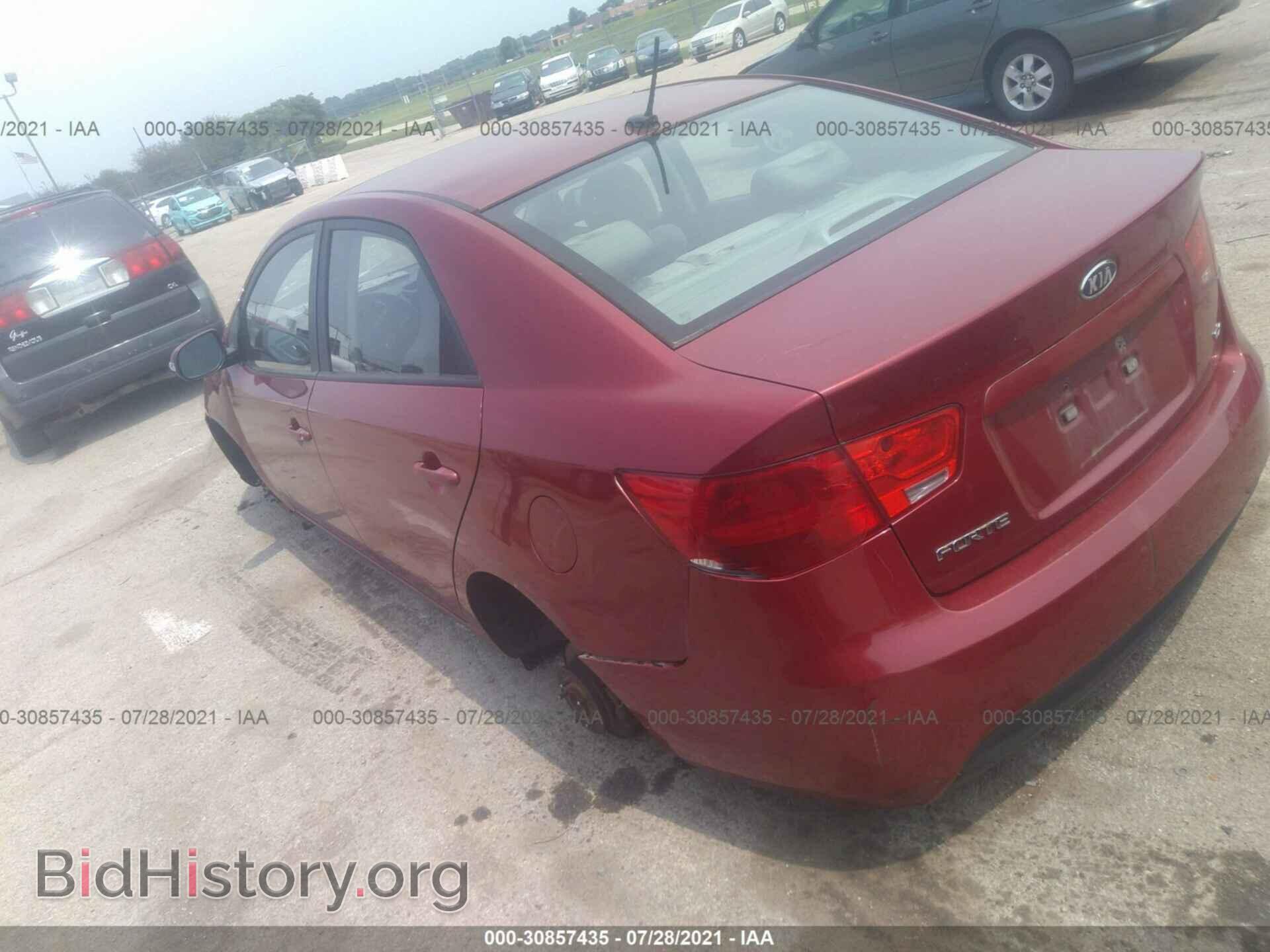 2010 KIA FORTE - VIN: KNAFU4A2XA5111081 - Фото 3
