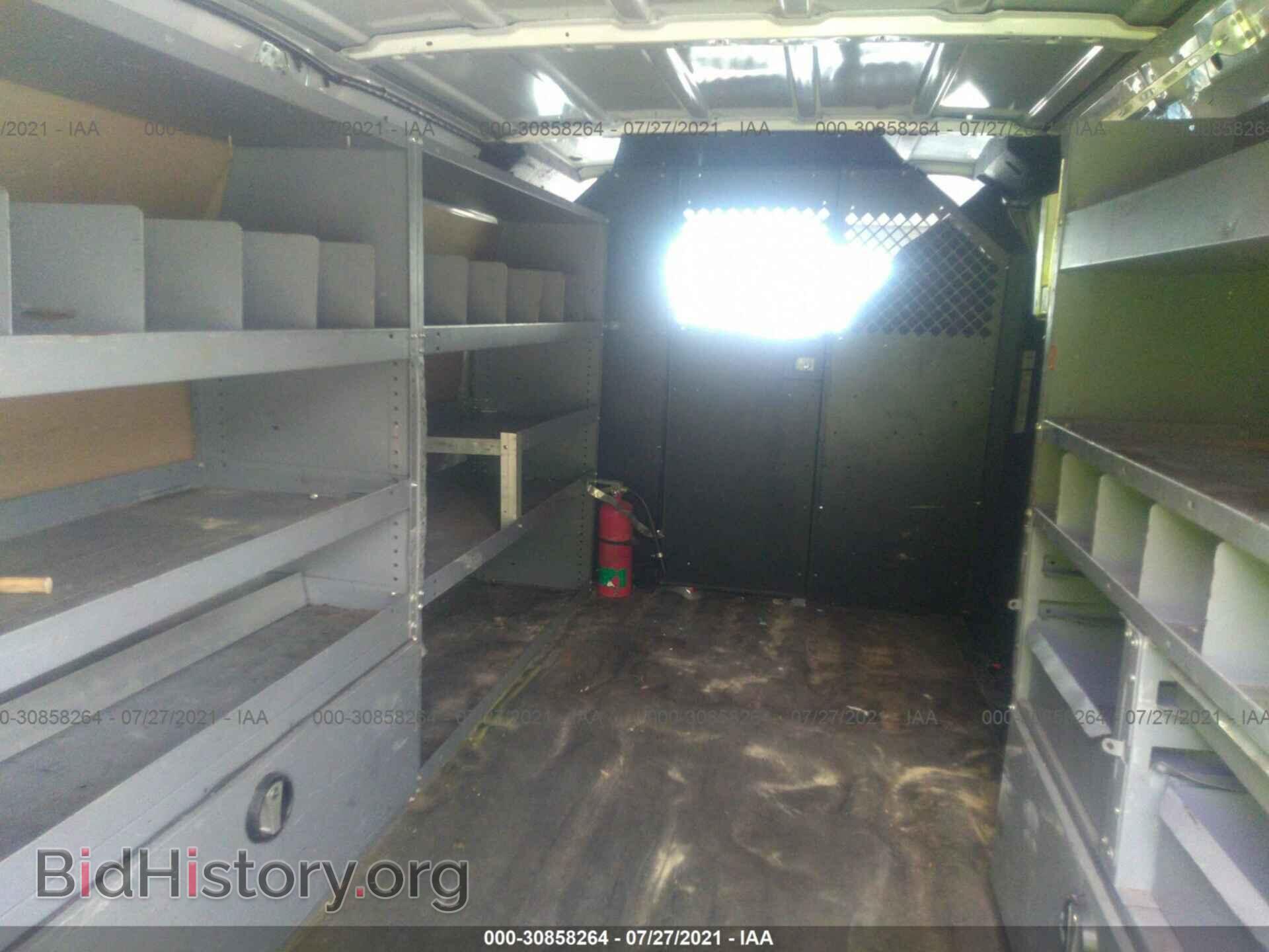 2011 FORD ECONOLINE CARGO VAN - VIN: 1FTNE2EW0BDA81531 - Фото 8
