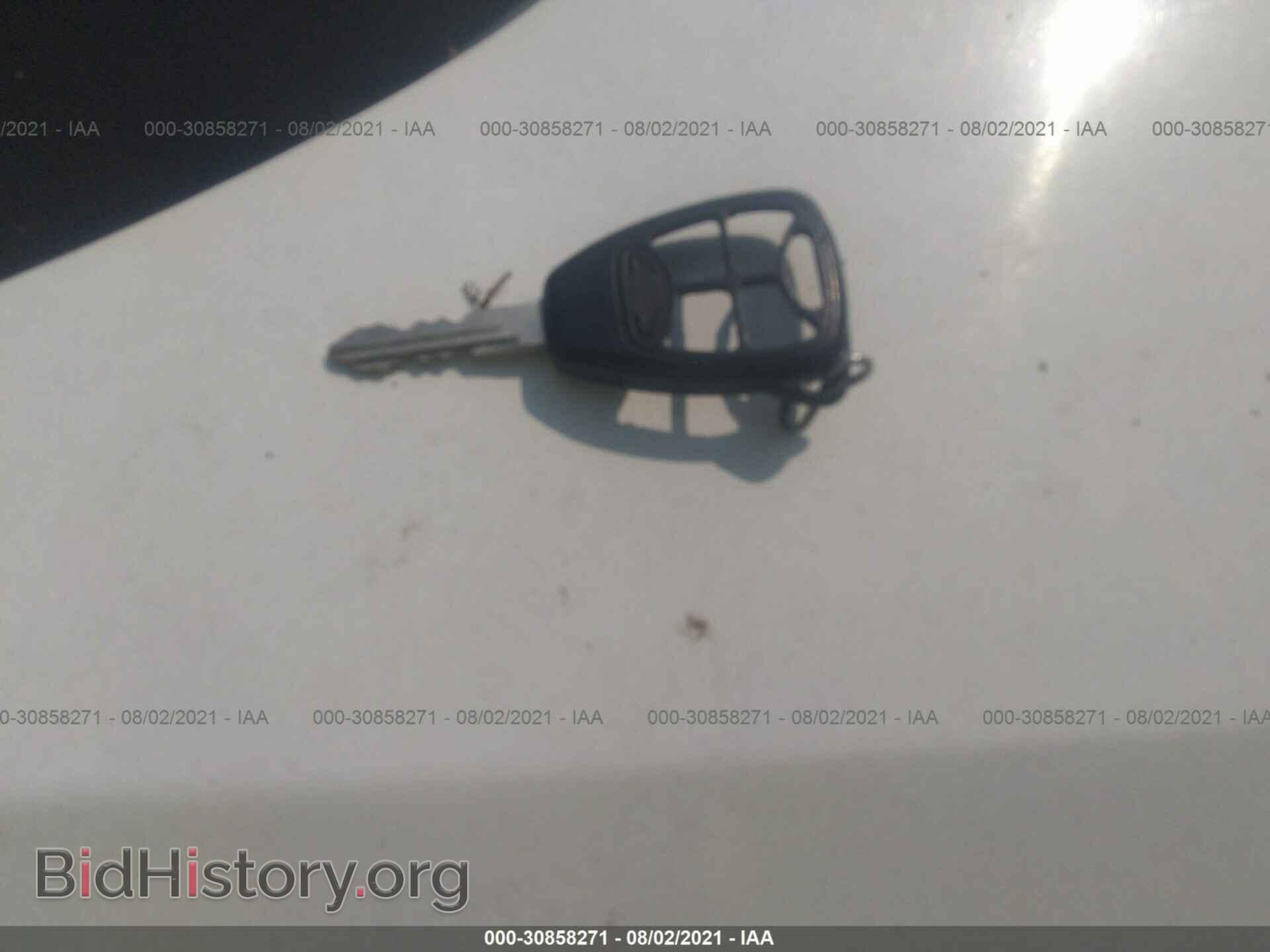 2012 CHRYSLER 200 - VIN: 1C3BCBEB3CN155661 - Фото 11