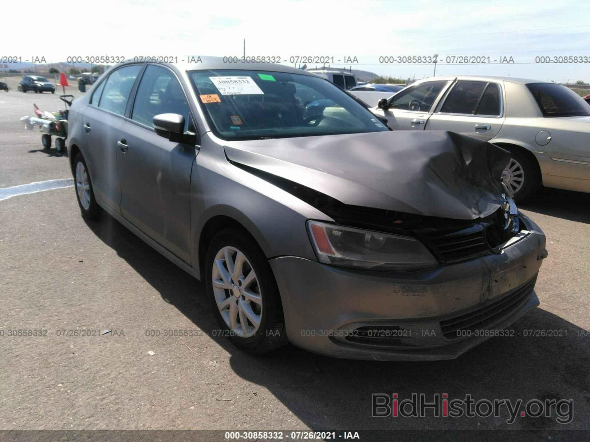 Фотография 3VWDZ7AJ9BM392125 - VOLKSWAGEN JETTA SEDAN 2011