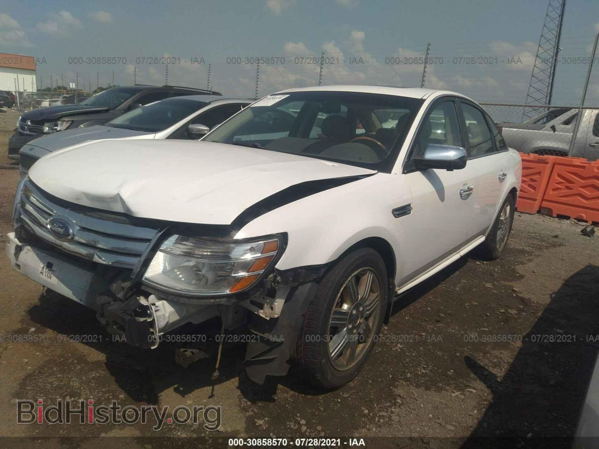 2008 FORD TAURUS - VIN: 1FAHP25W38G125347 - Фото 2