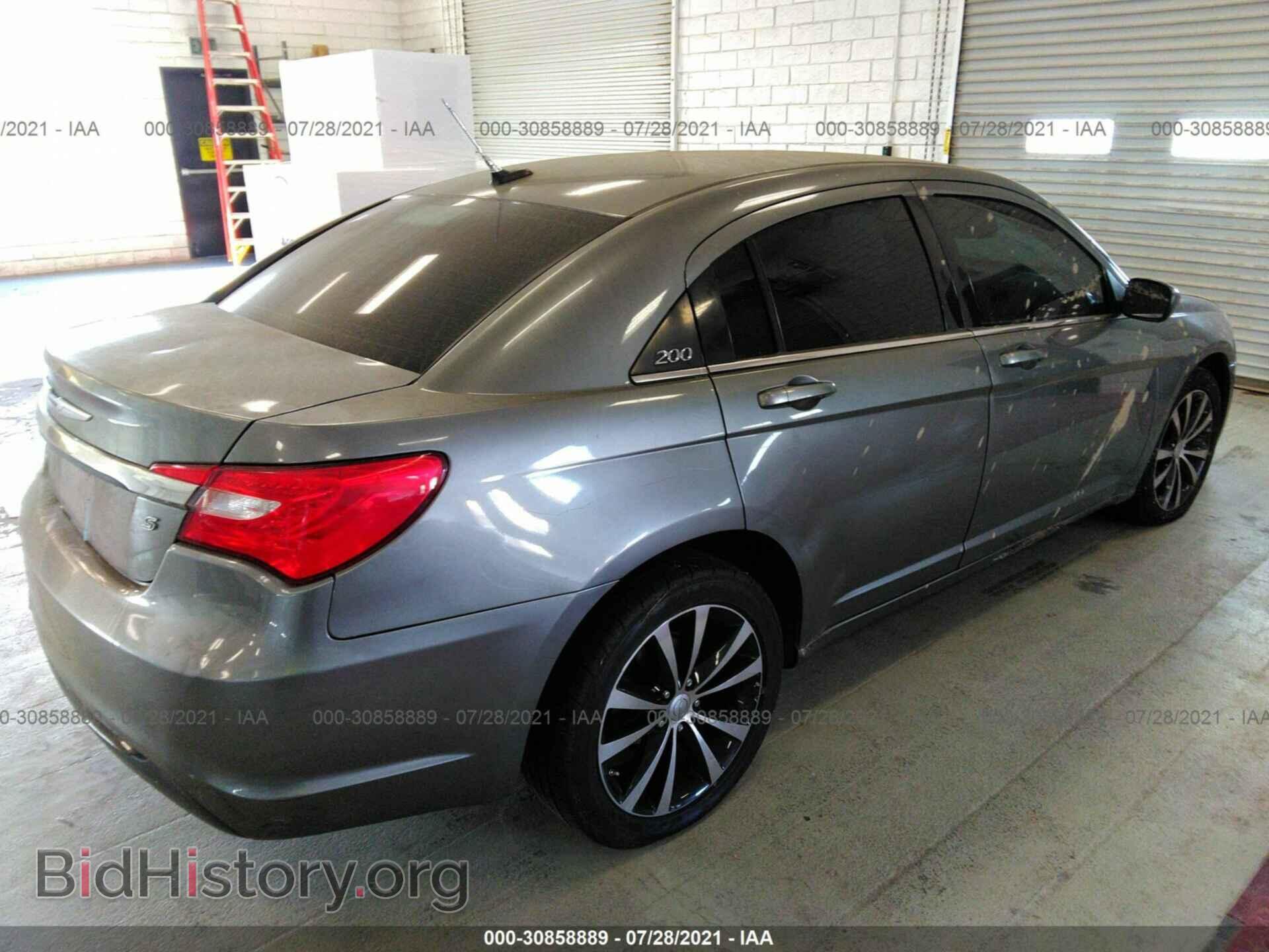 2012 CHRYSLER 200 - VIN: 1C3CCBBG7CN263639 - Фото 4