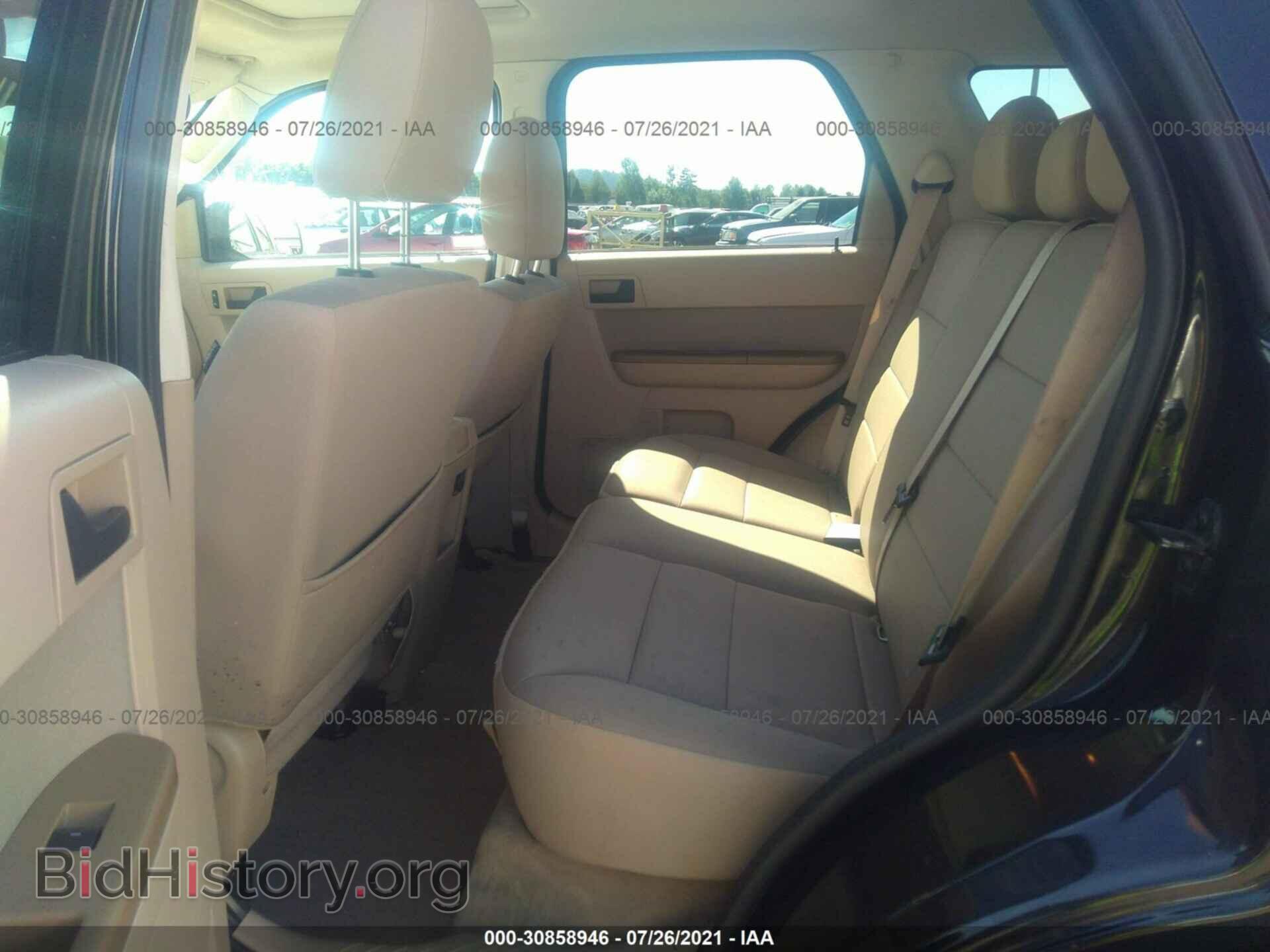 2011 FORD ESCAPE - VIN: 1FMCU9D76BKB47827 - Фото 8
