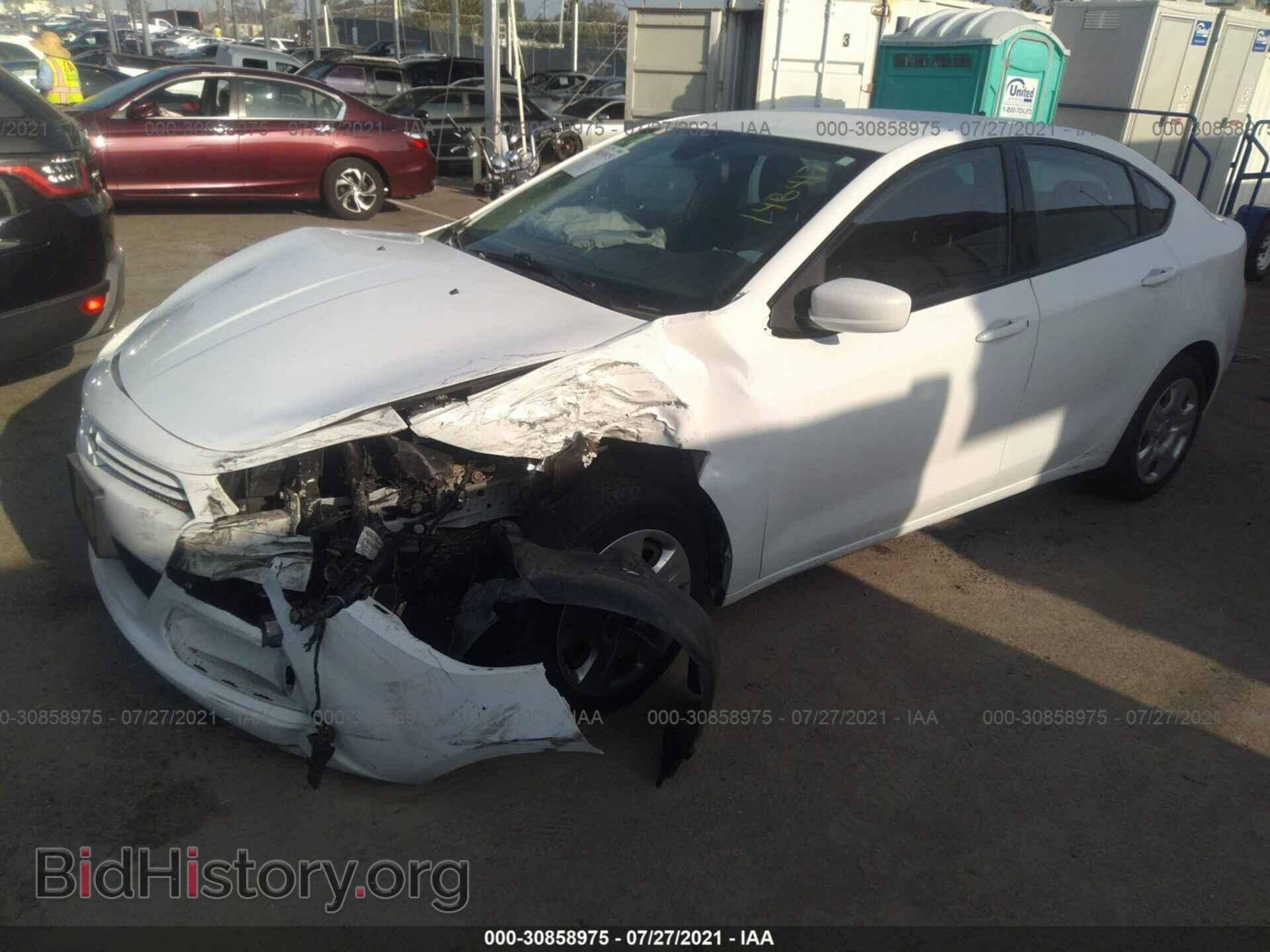 2015 DODGE DART - VIN: 1C3CDFAA7FD140984 - Photo 2