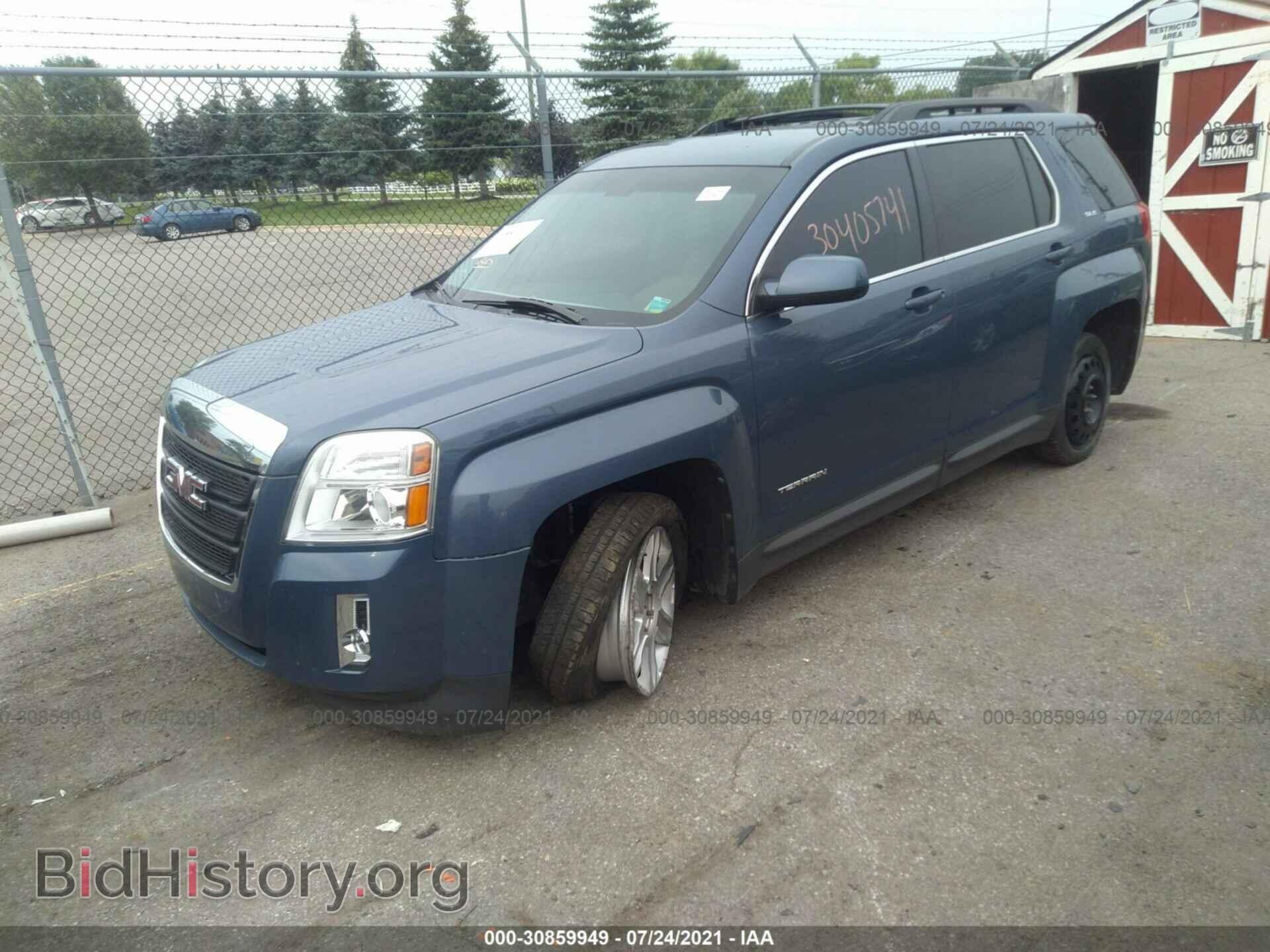 2011 GMC TERRAIN - VIN: 2CTFLTE58B6232559 - Фото 2