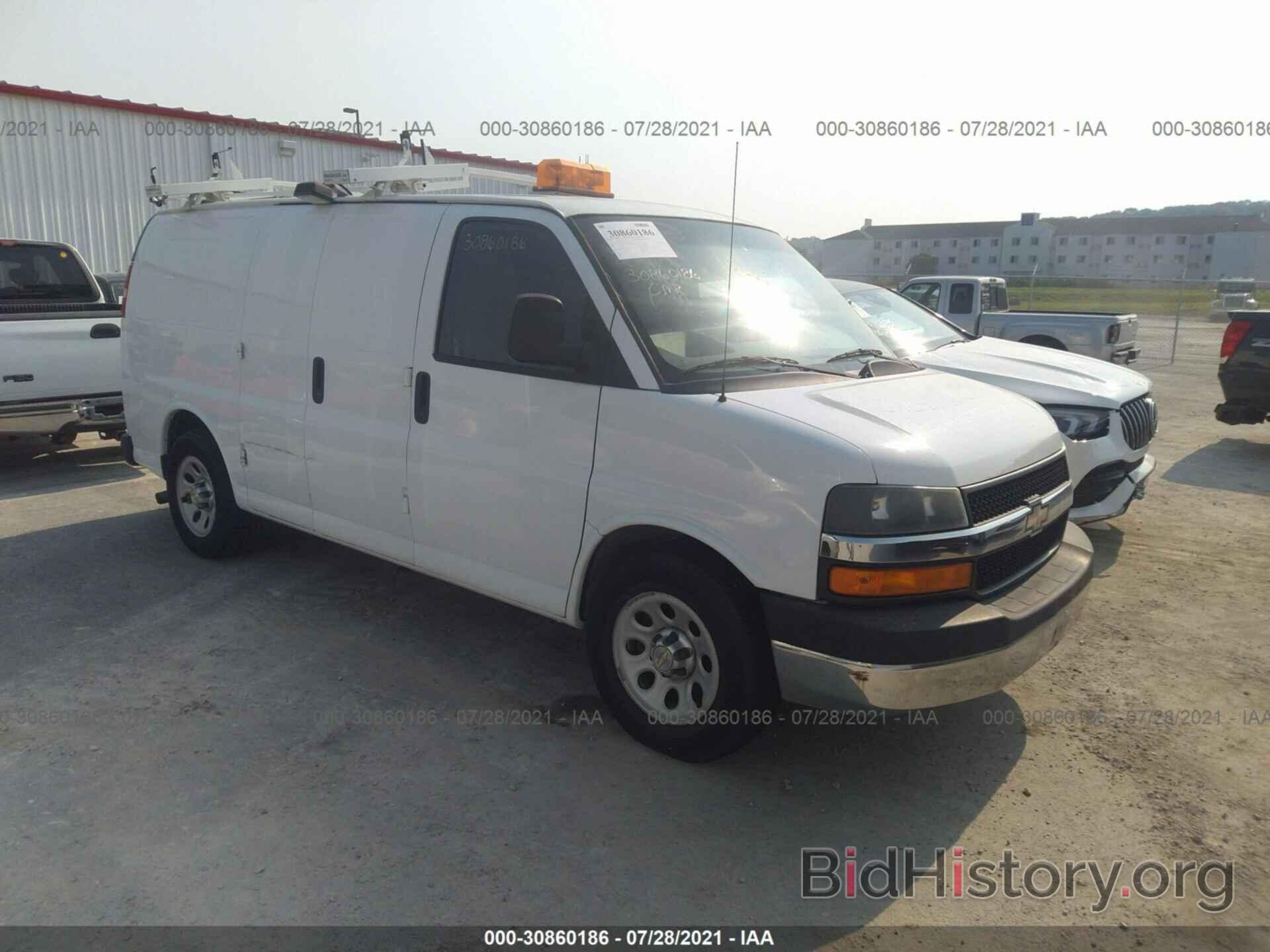 Фотография 1GCSHAF42B1176675 - CHEVROLET EXPRESS CARGO VAN 2011