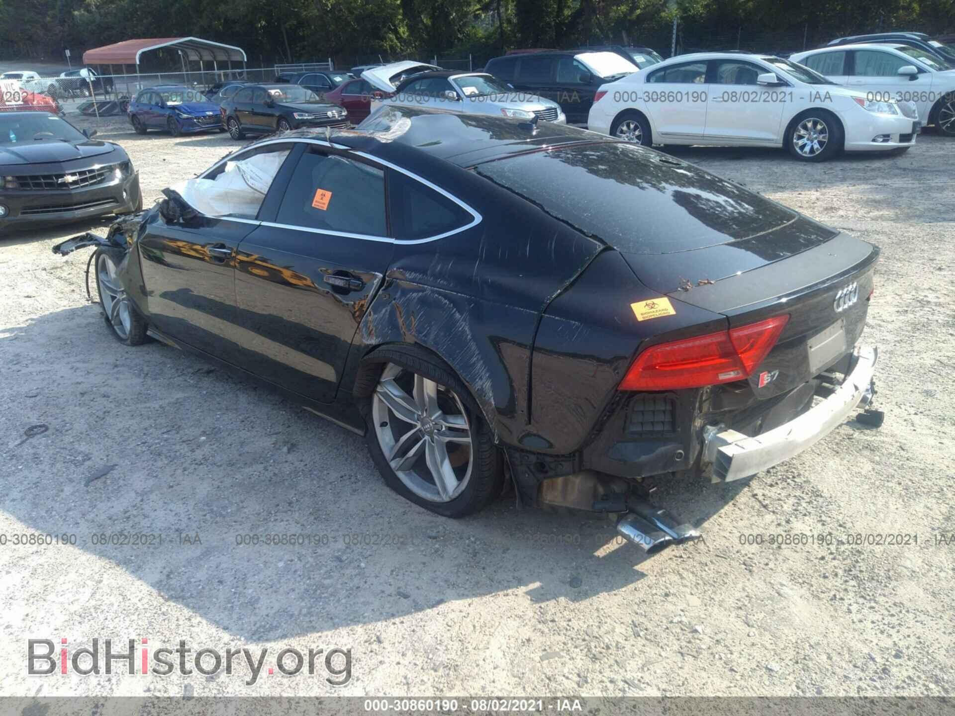 2013 AUDI S7 - VIN: WAU32AFC3DN038665 - Фото 3