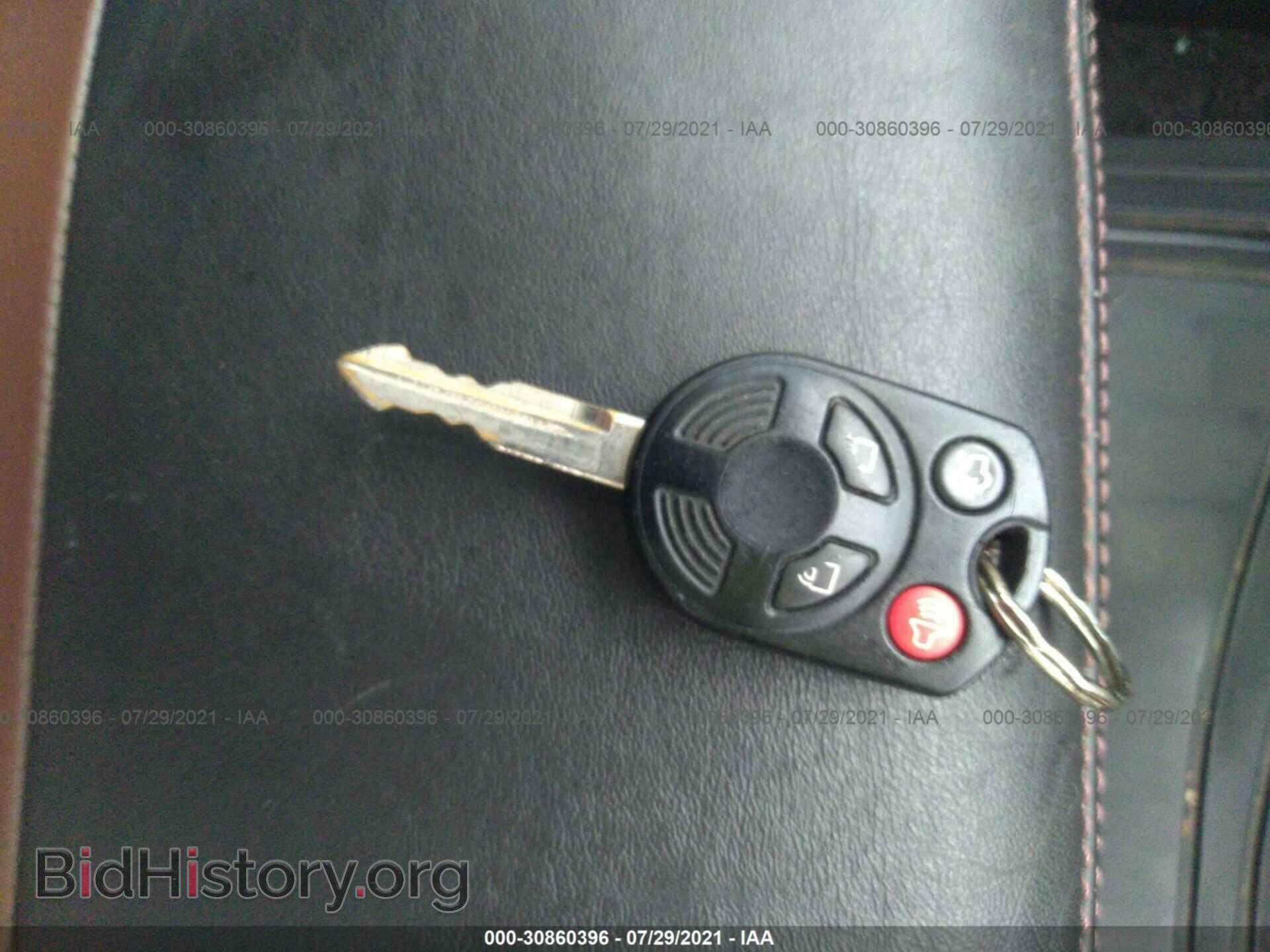 2008 FORD ESCAPE - VIN: 1FMCU93108KA97898 - Фото 11