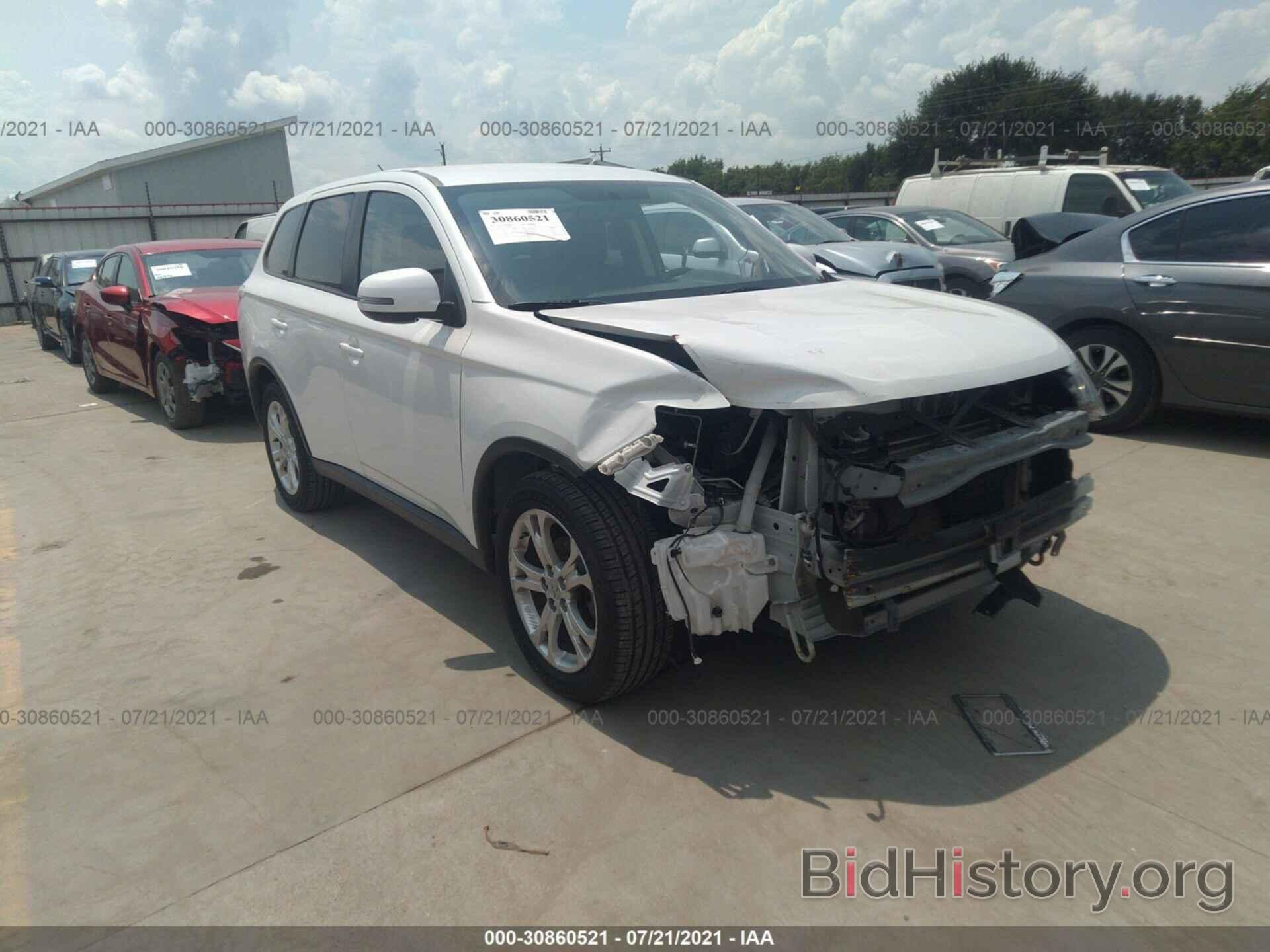 Photo JA4AD3A37FZ009053 - MITSUBISHI OUTLANDER 2015