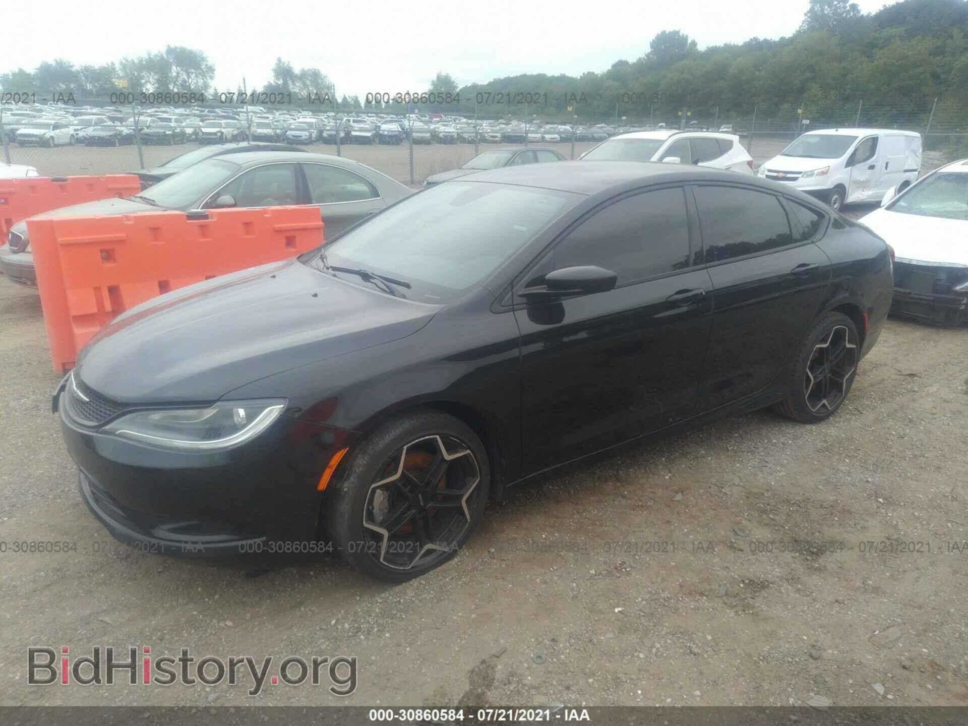 2015 CHRYSLER 200 - VIN: 1C3CCCBG1FN663044 - Фото 2